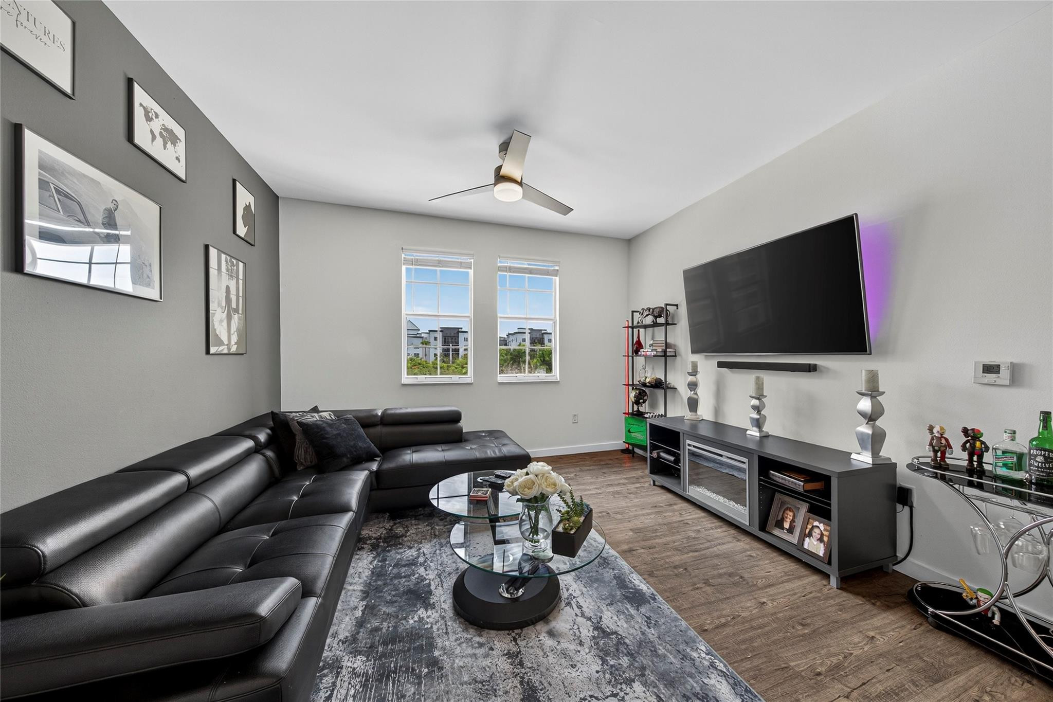 533 NE 3rd Ave 516