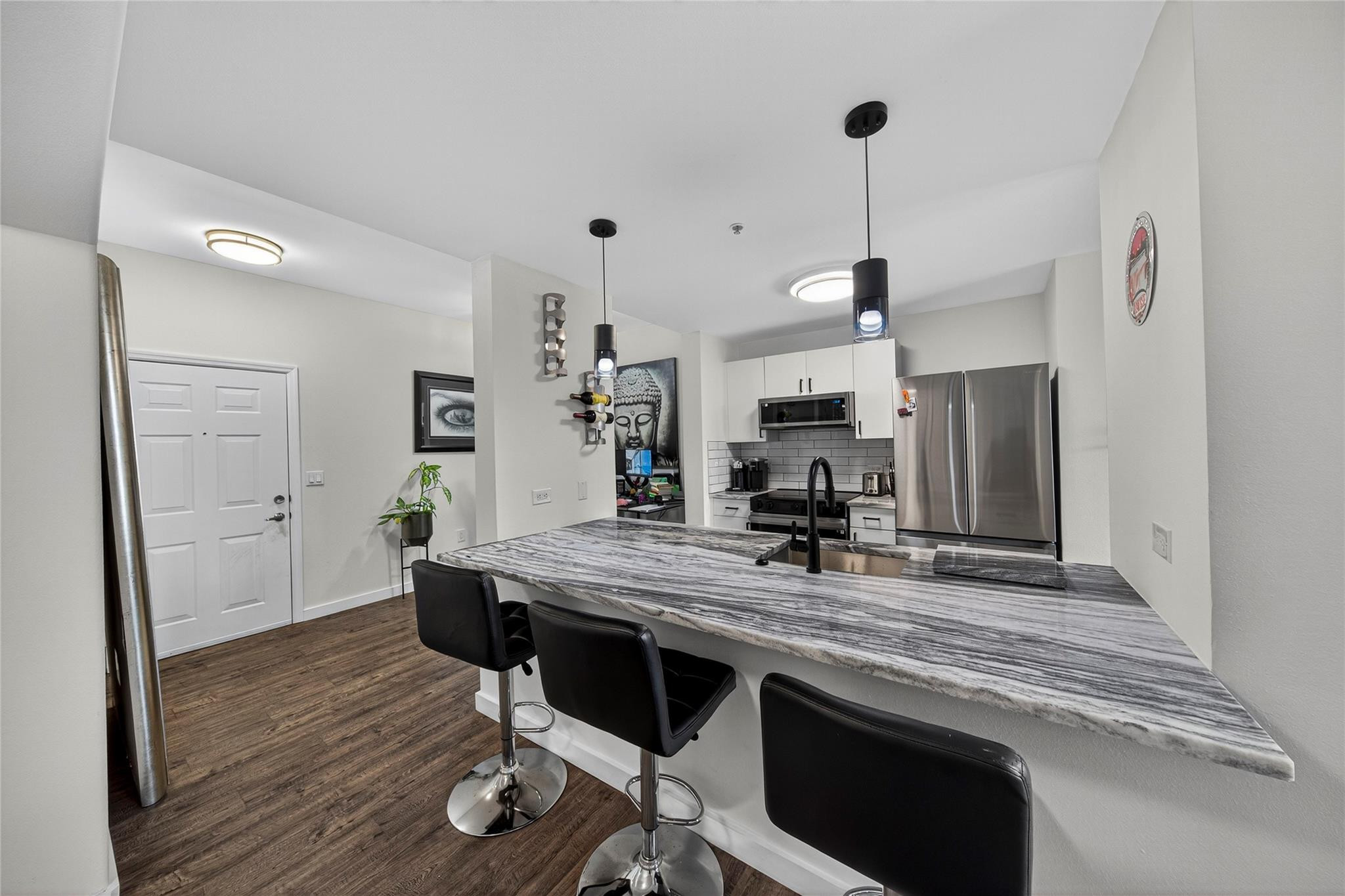 533 NE 3rd Ave 516