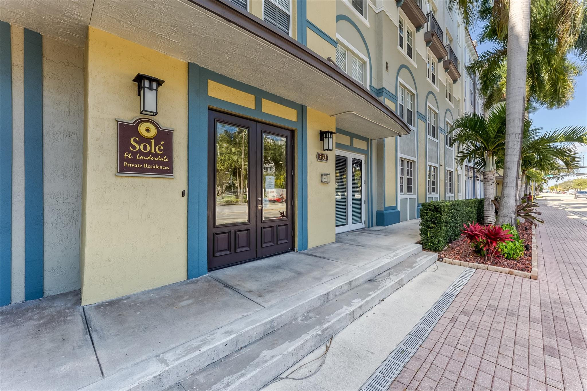 533 NE 3rd Ave 516