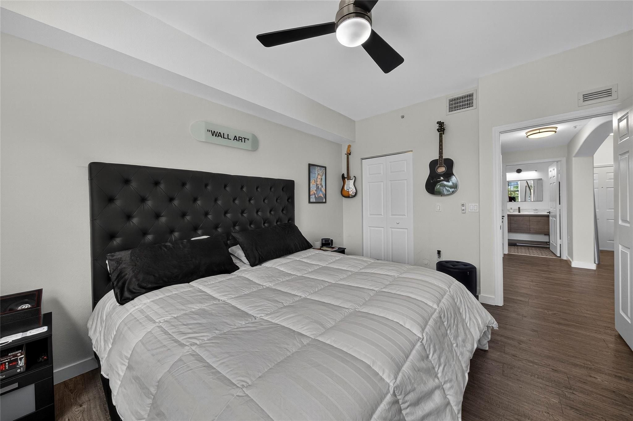 533 NE 3rd Ave 516