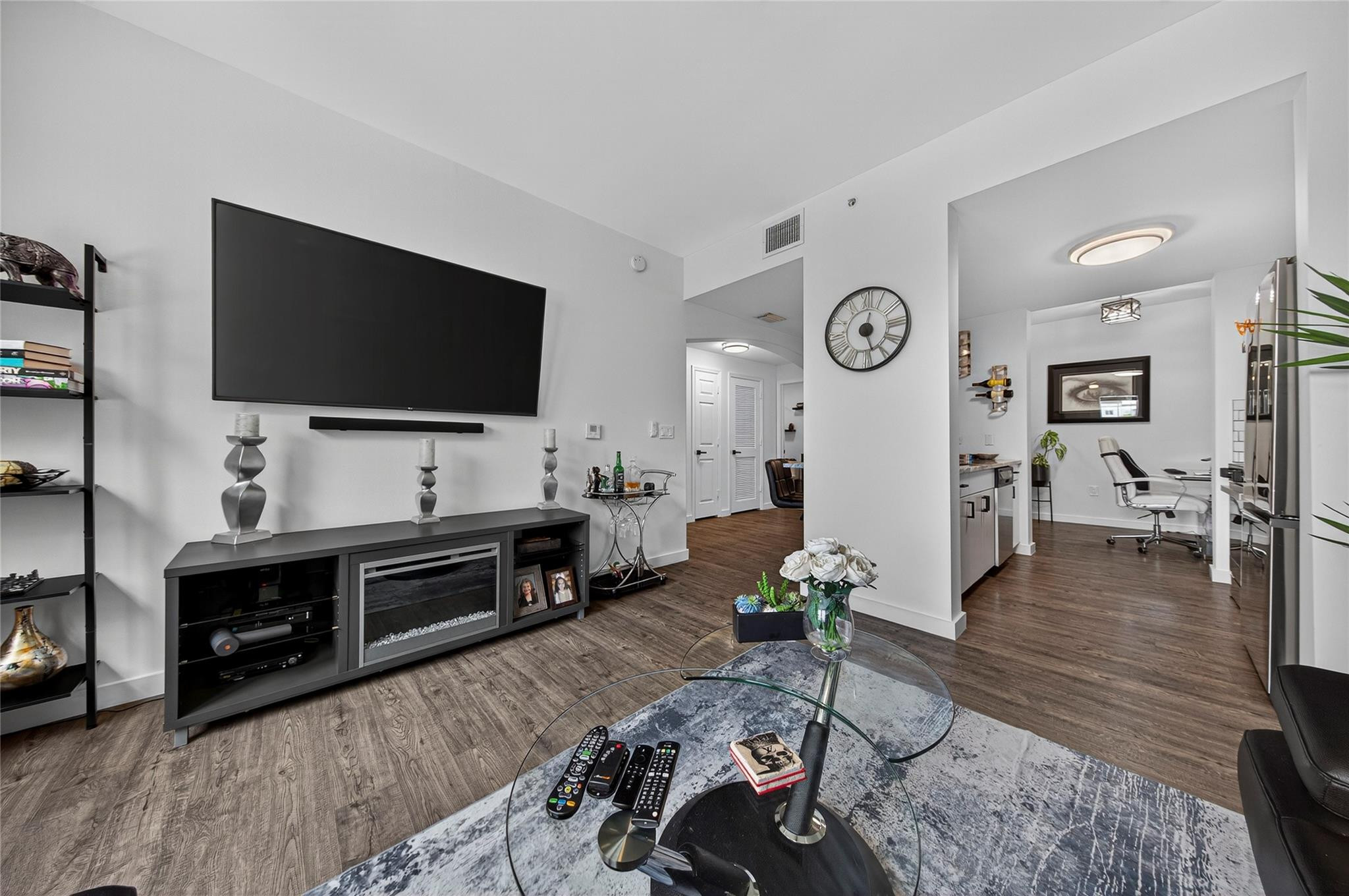 533 NE 3rd Ave 516