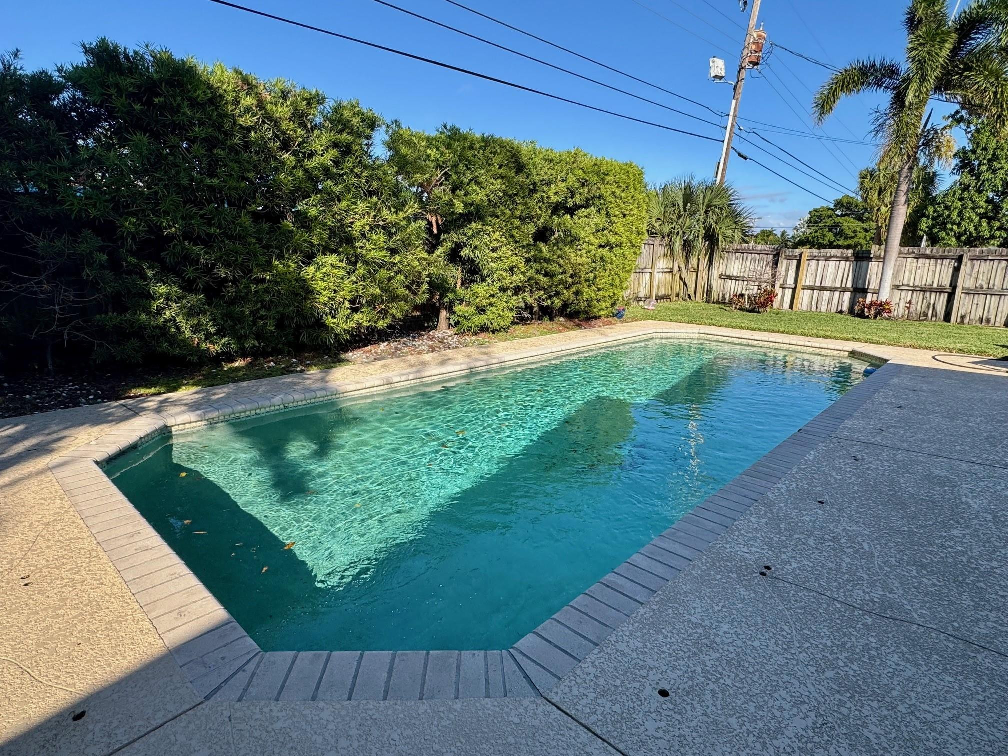 1101 SE 4th Ct
