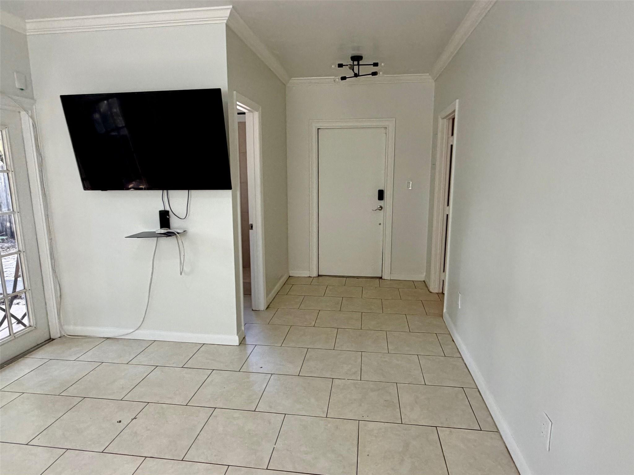 1217 NW 7th Ave 2