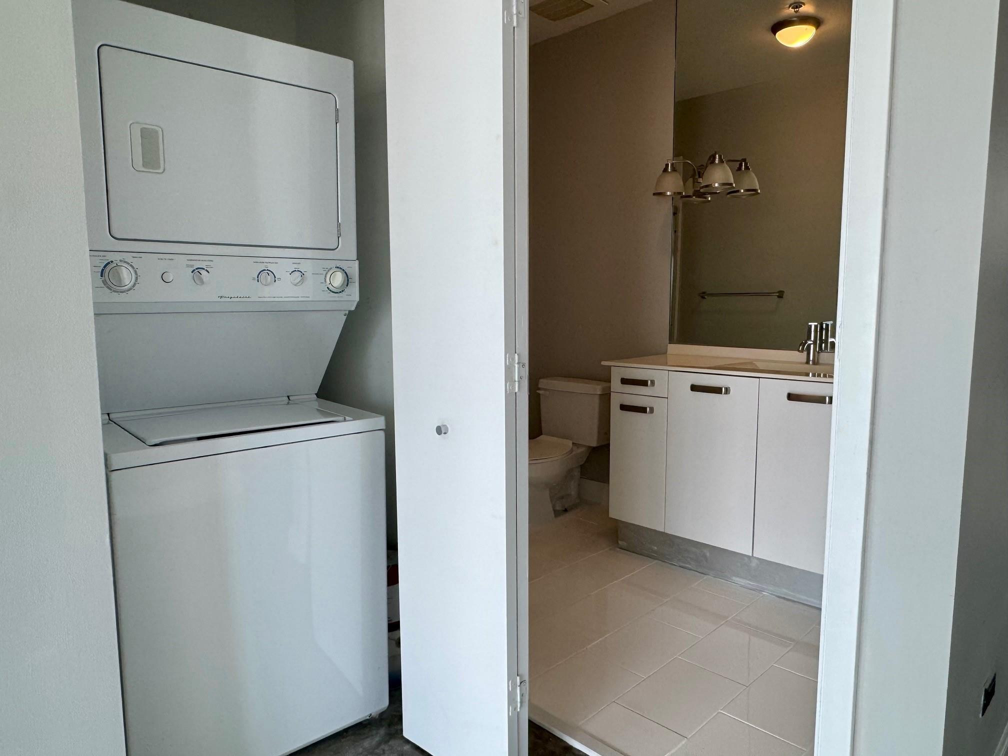 313 NE 2ND ST 703