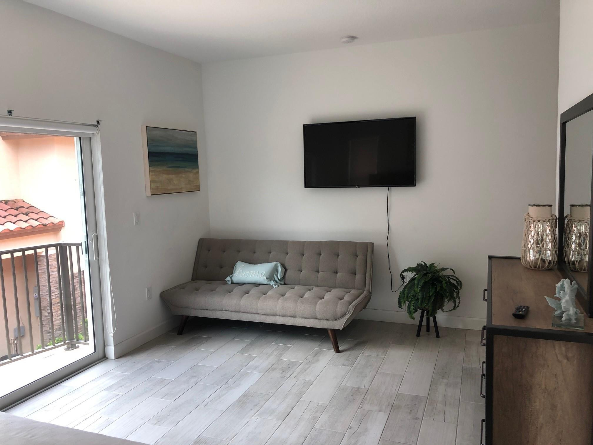 2362 SW 18th Avenue 0