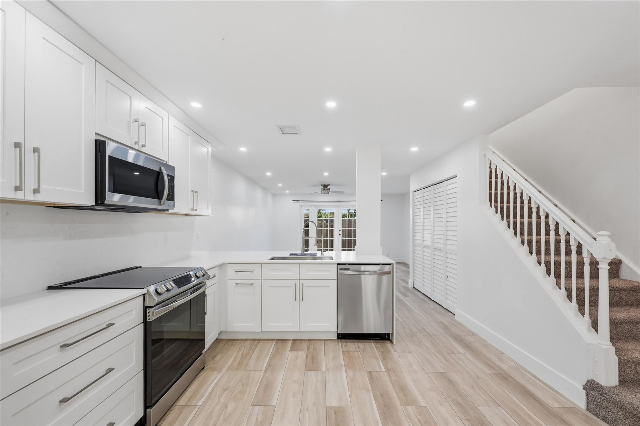 4525 Bougainvilla Drive 5, Lauderdale-By-The-Sea Unit: 5