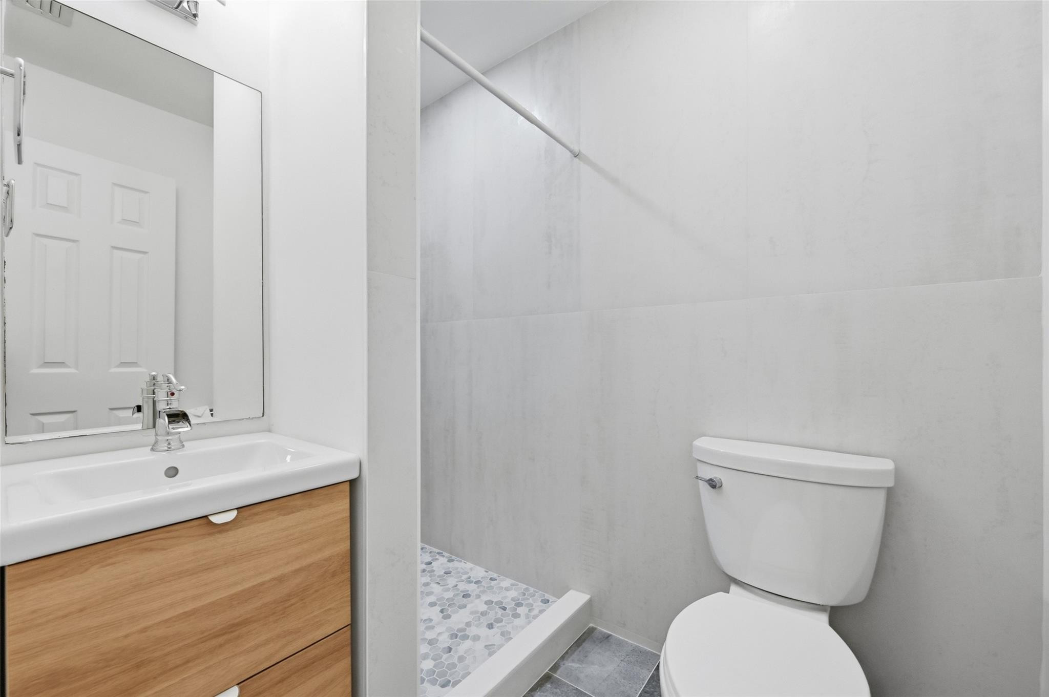 4525 Bougainvilla Drive 5, Lauderdale-By-The-Sea Unit: 5