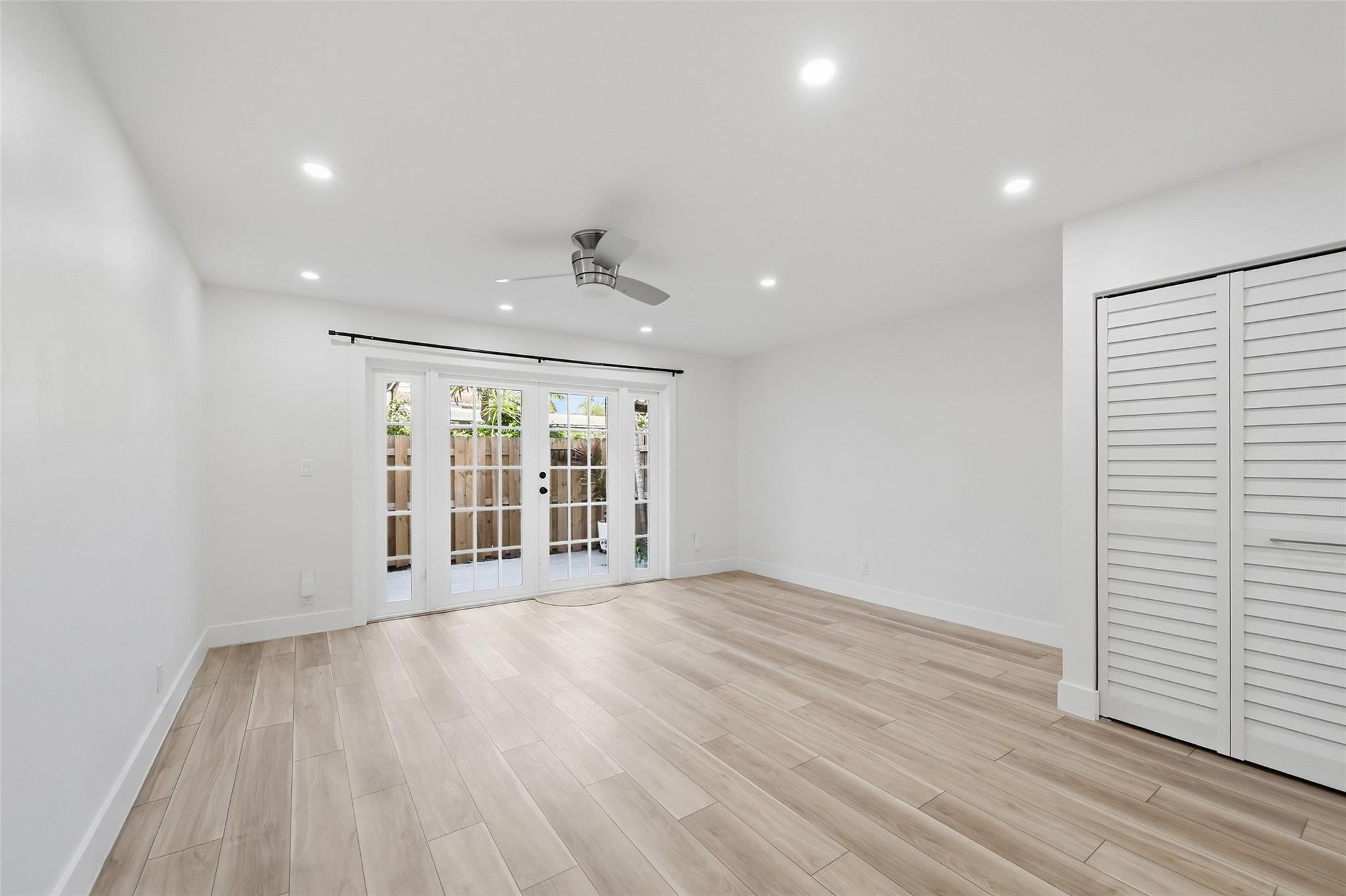 4525 Bougainvilla Drive 5, Lauderdale-By-The-Sea Unit: 5