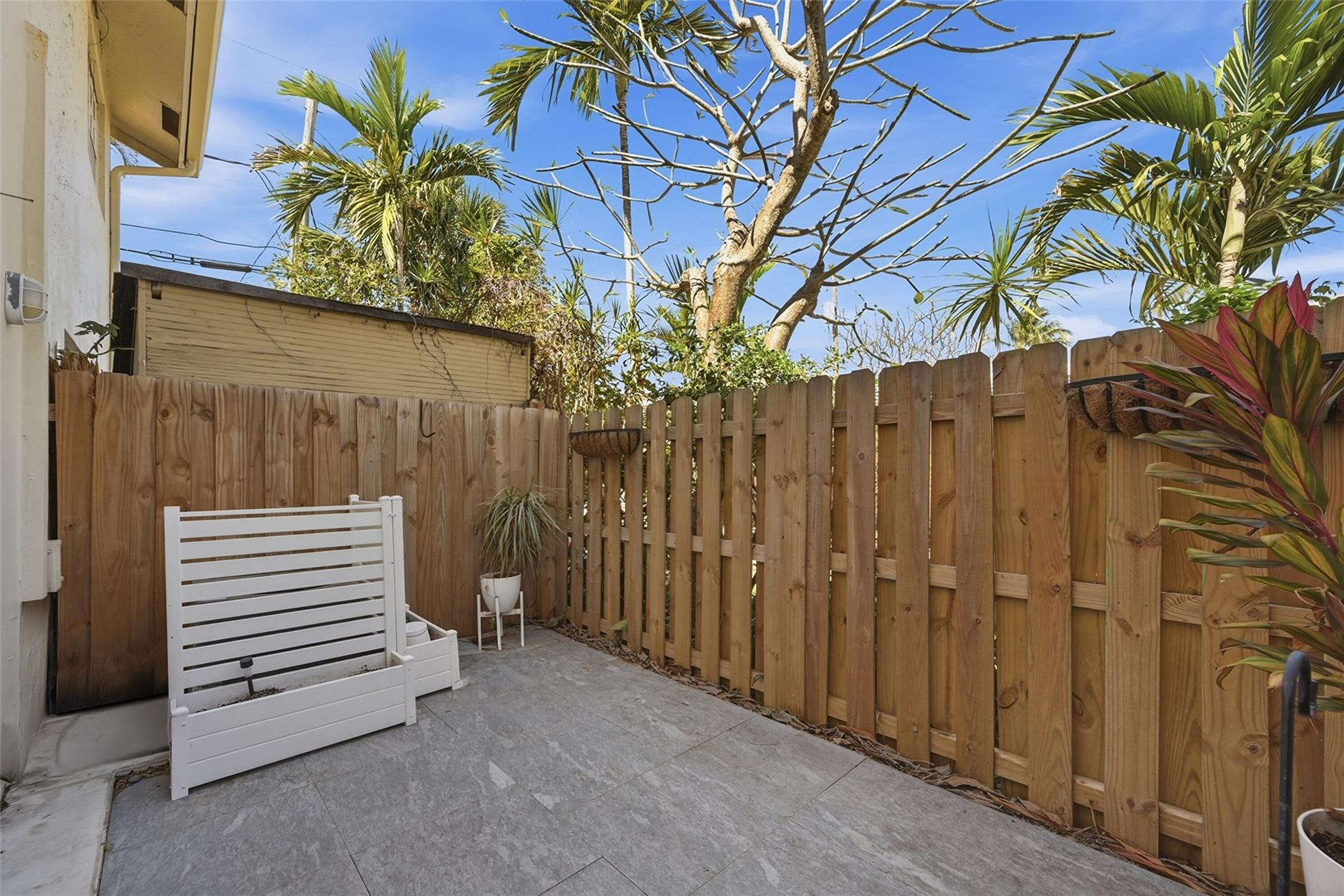 4525 Bougainvilla Drive 5, Lauderdale-By-The-Sea Unit: 5