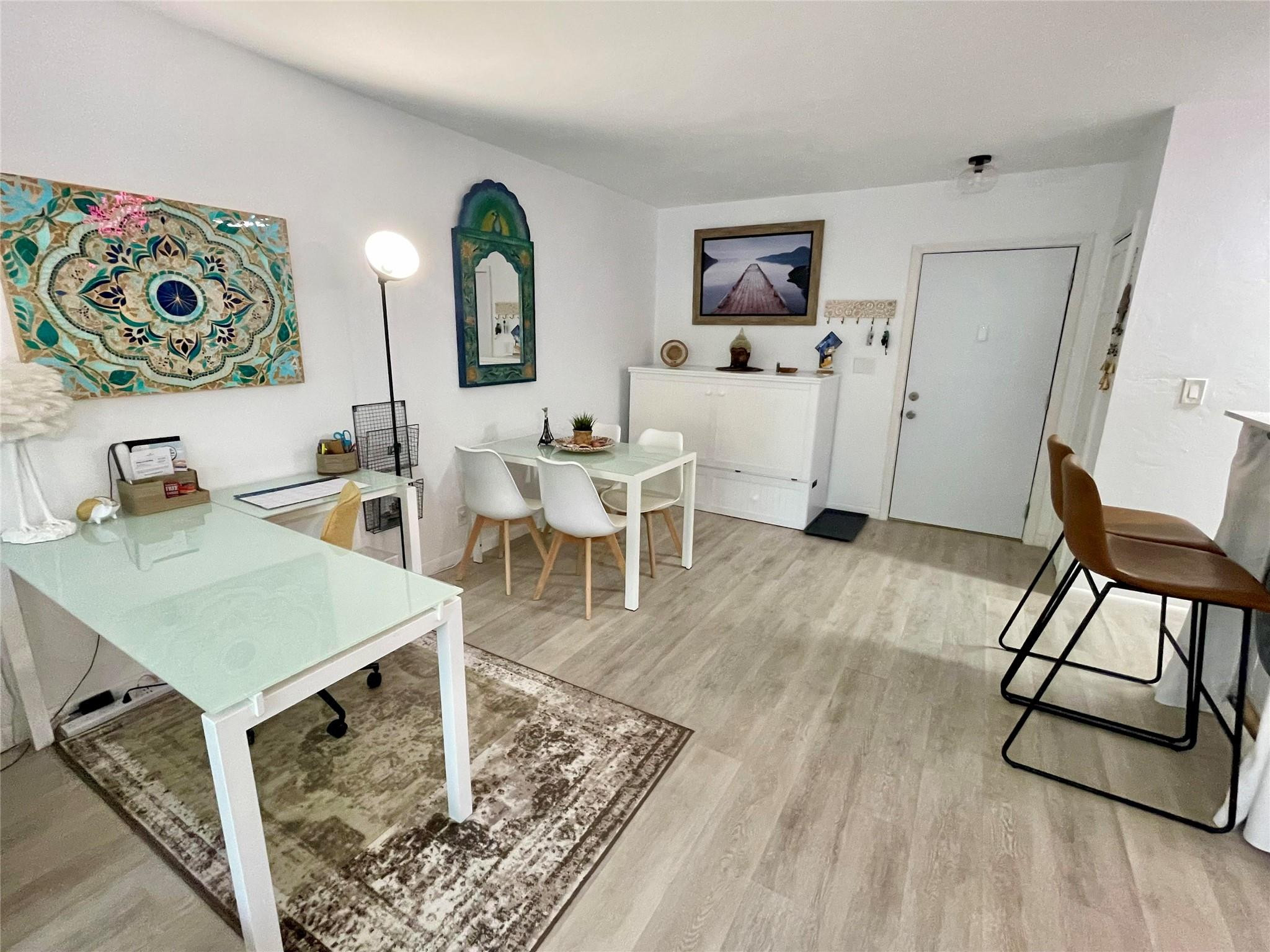 3000 Riomar Street 307