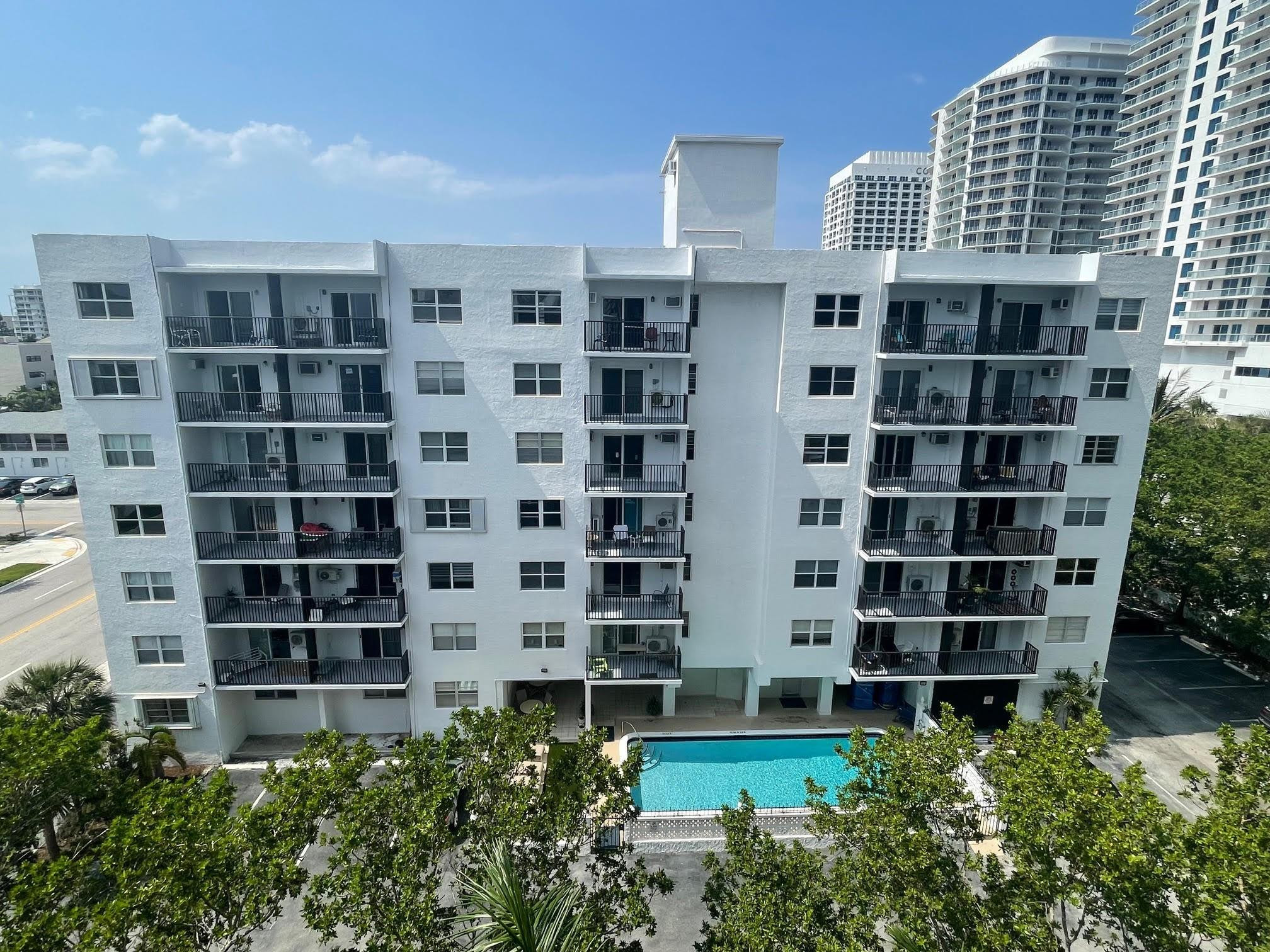 3000 Riomar Street 307