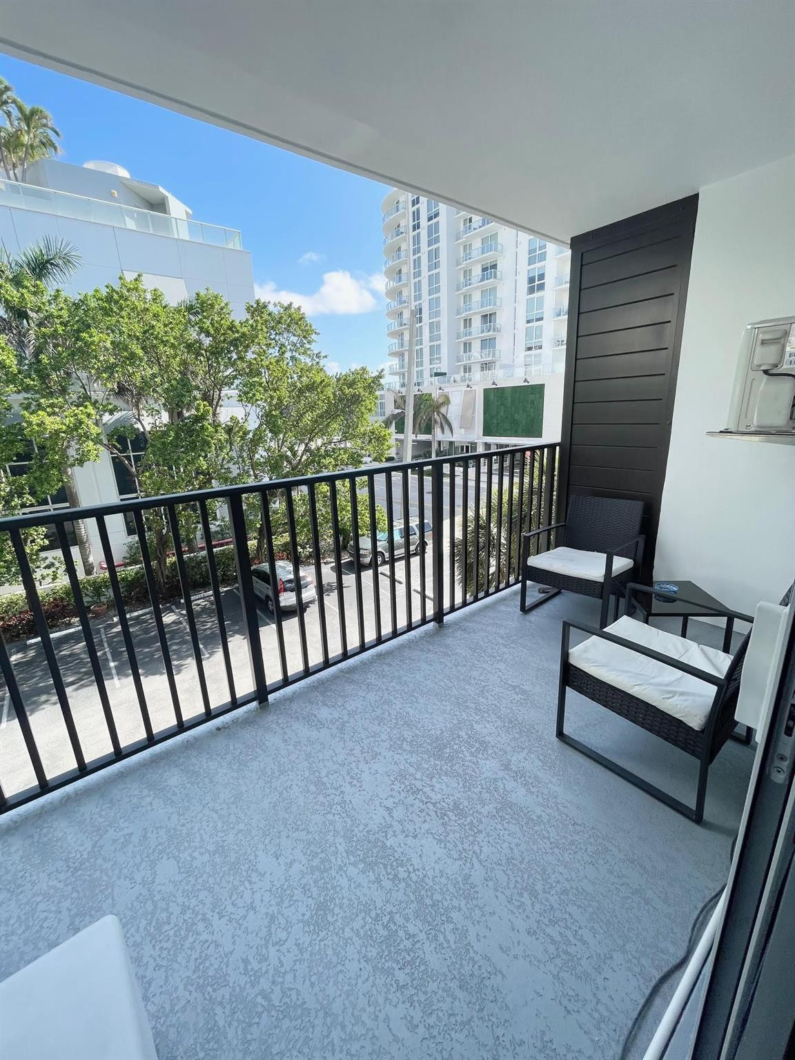 3000 Riomar Street 307