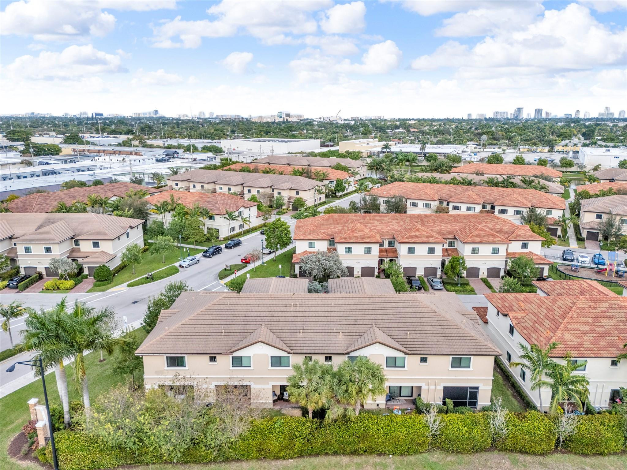 4234 N Dixie Highway 122