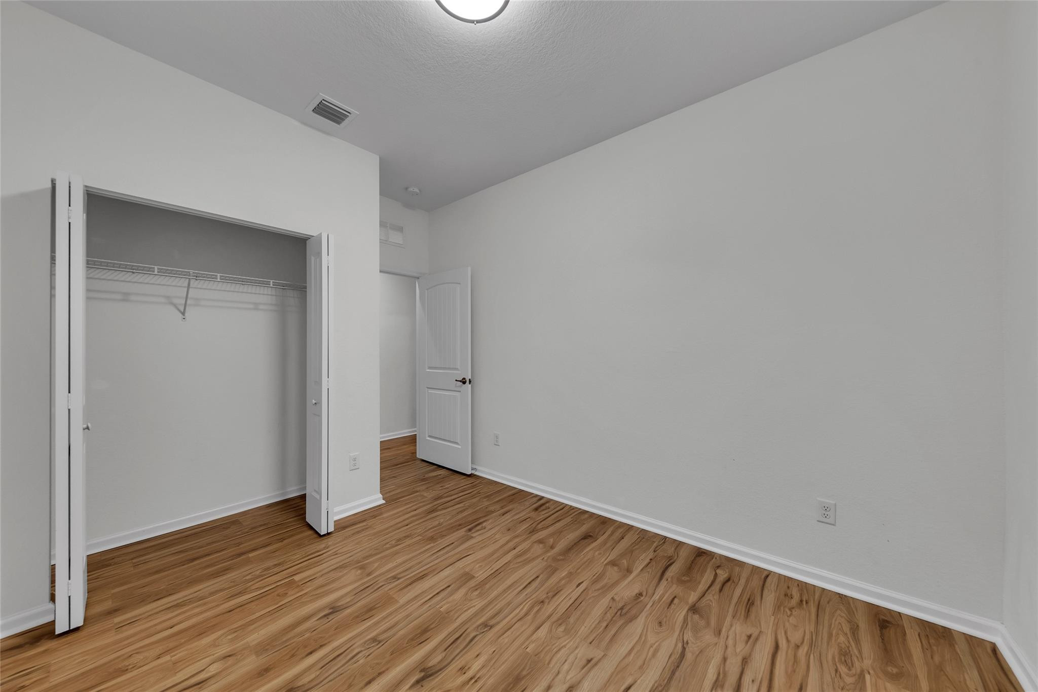 4234 N Dixie Highway 122