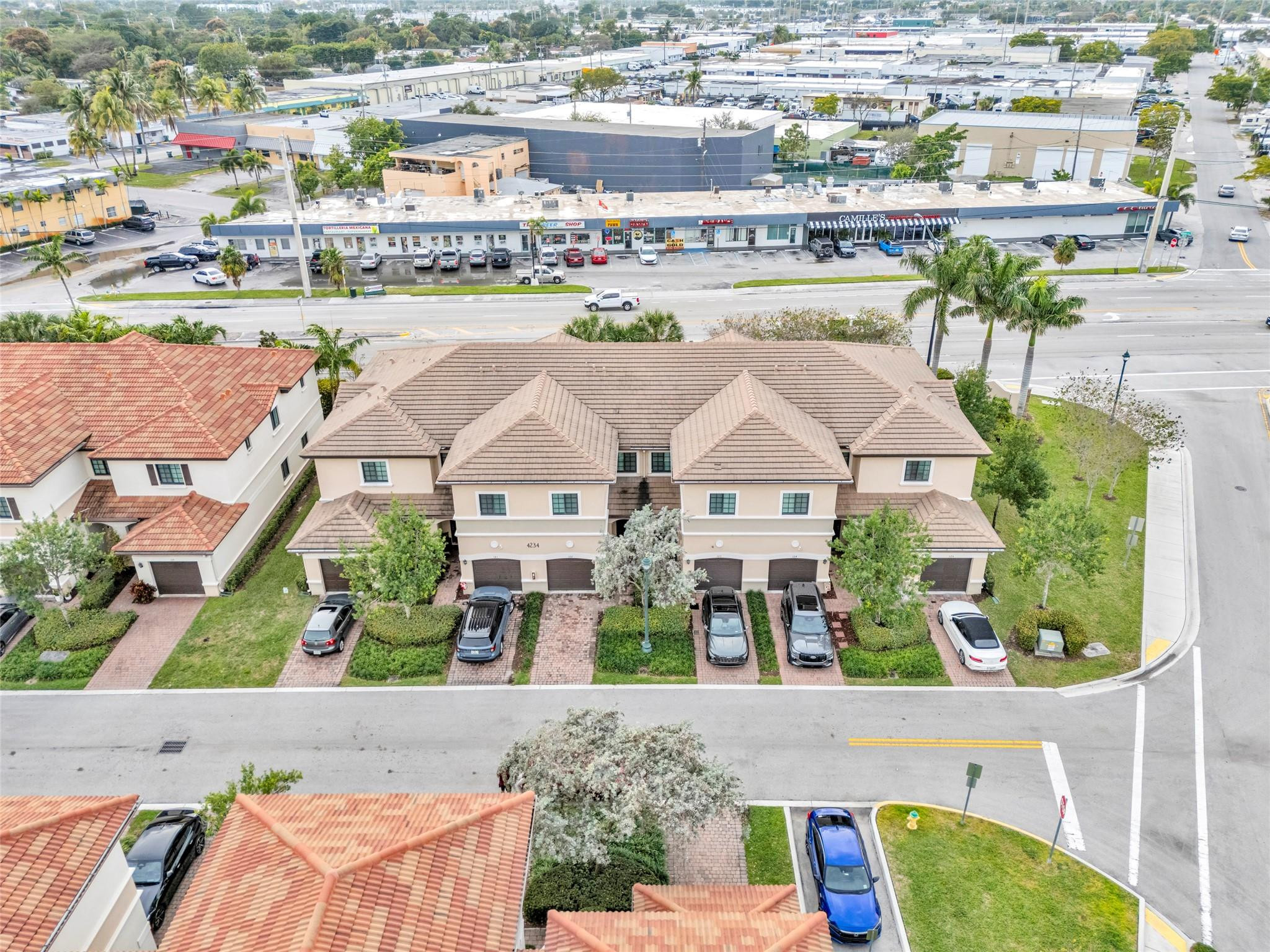 4234 N Dixie Highway 122