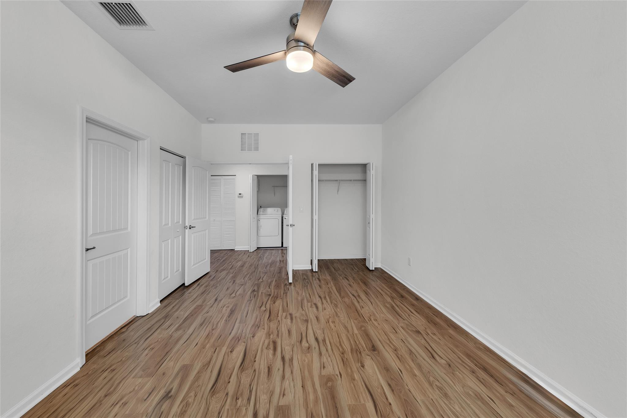 4234 N Dixie Highway 122