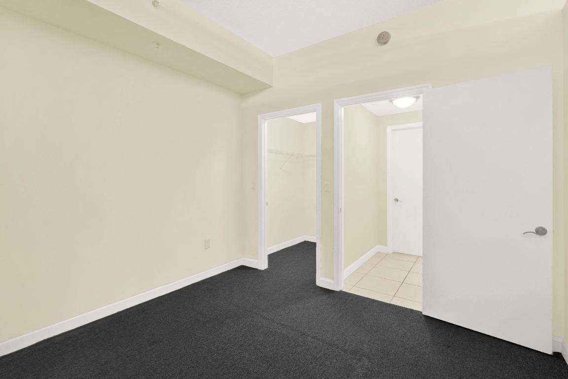 2301 Wilton Drive R307