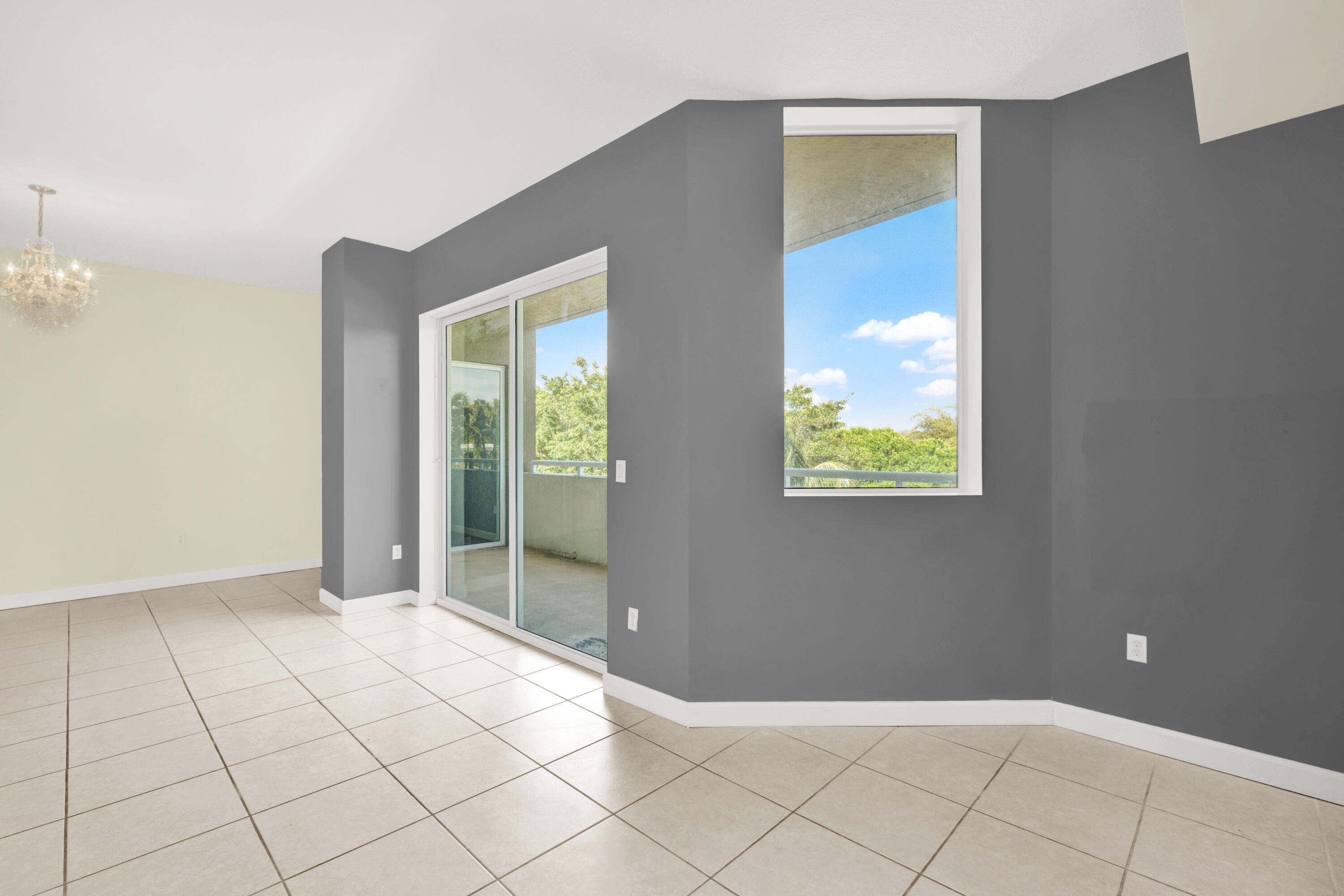 2301 Wilton Drive R307