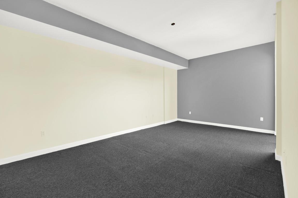 2301 Wilton Drive R307