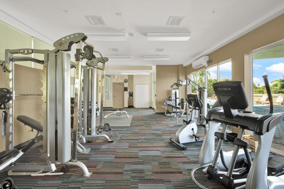 2301 Wilton Drive R307