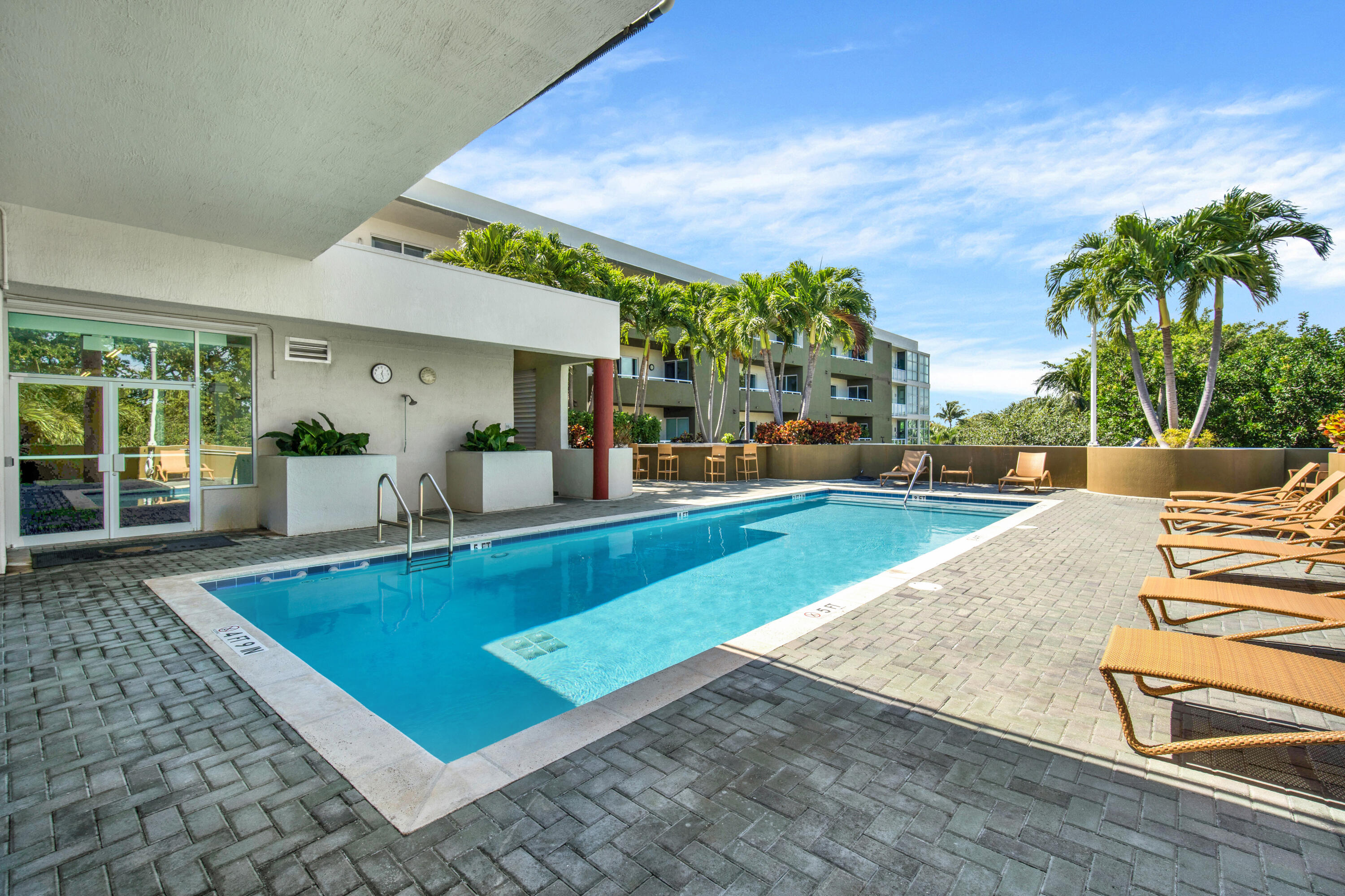 2301 Wilton Drive R307