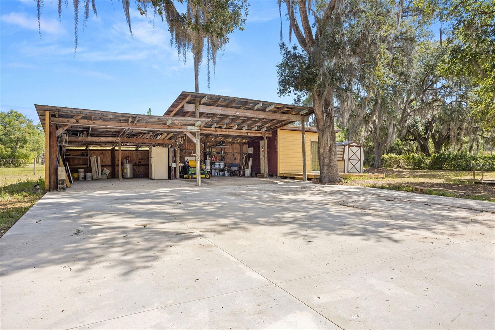 21236 S BUCKHILL RD