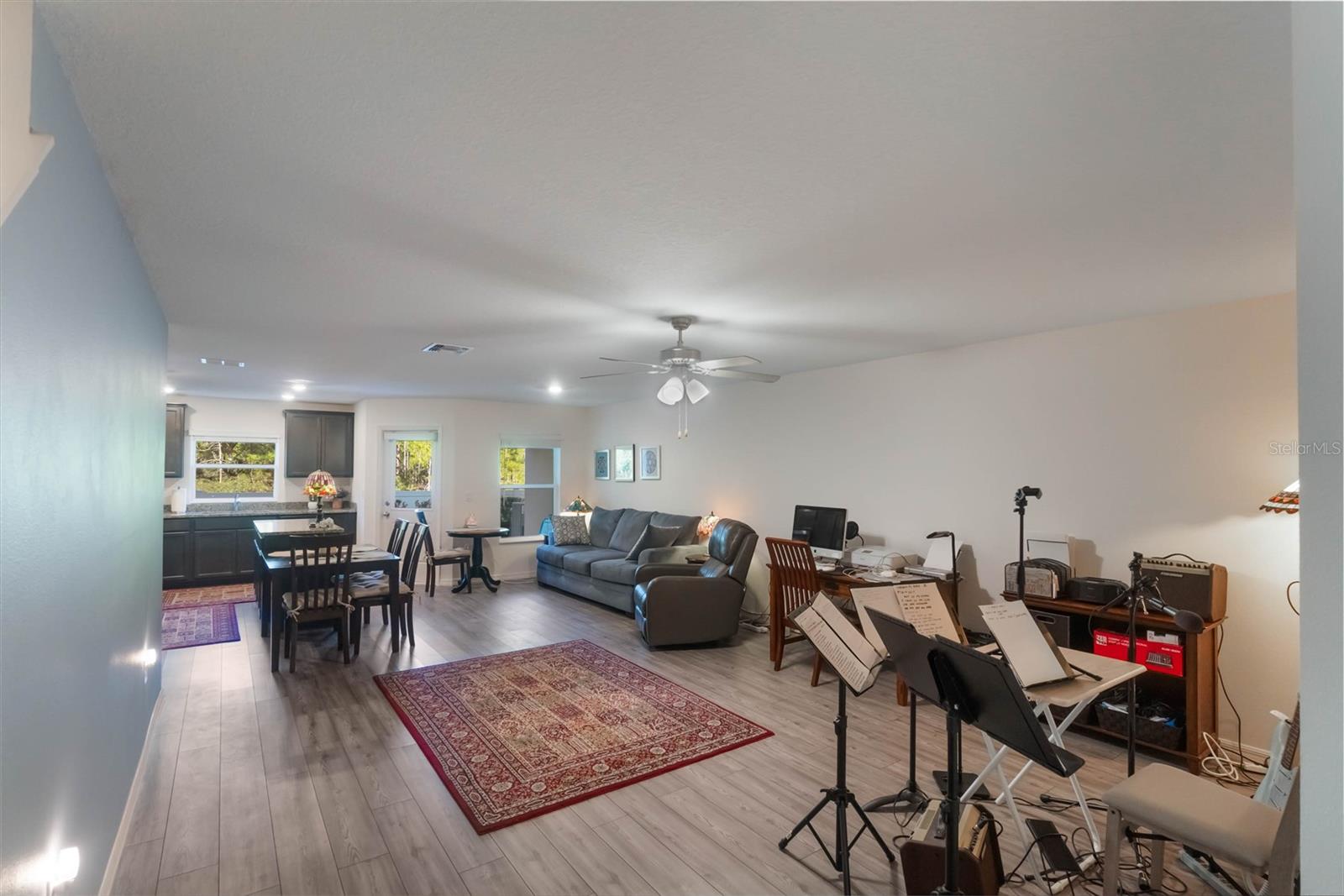 1592 WYNFORD CIR
