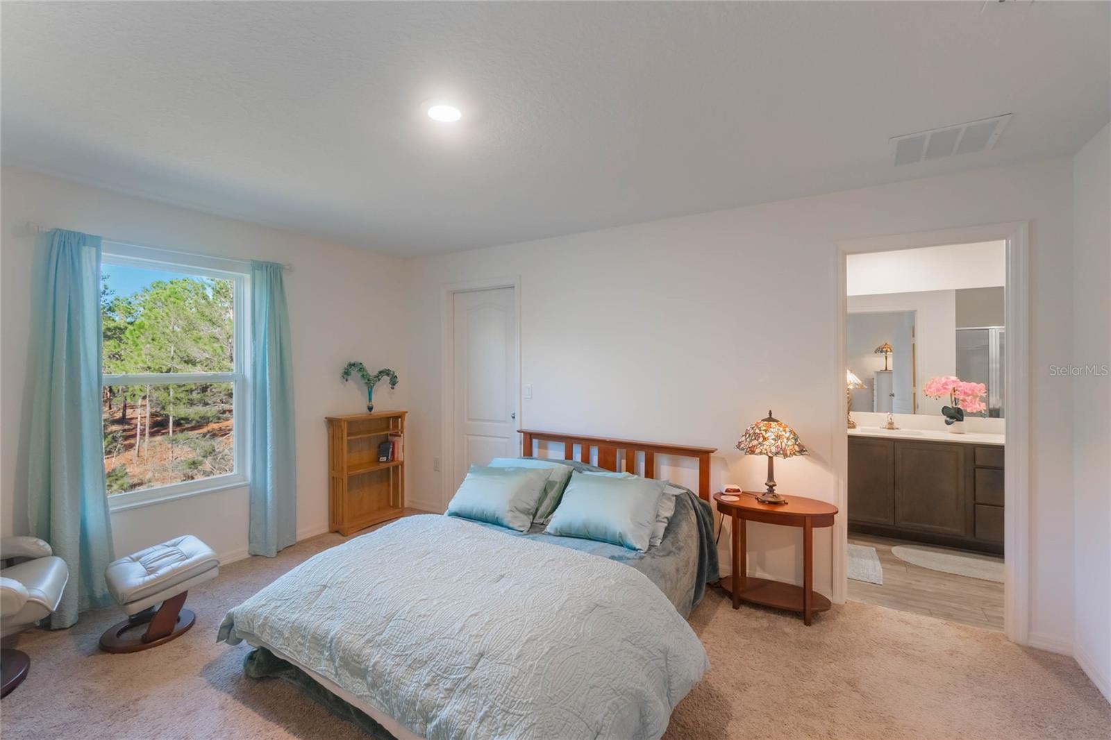 1592 WYNFORD CIR