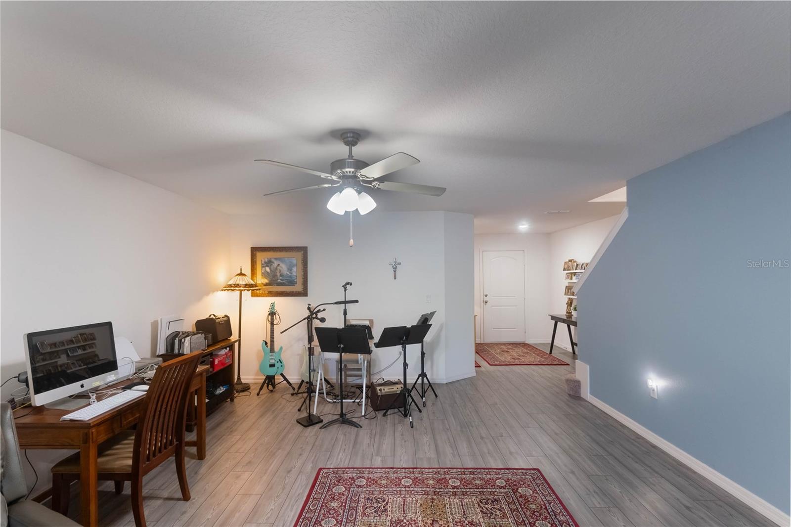 1592 WYNFORD CIR