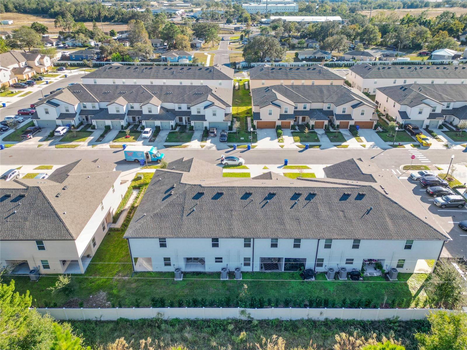 1592 WYNFORD CIR