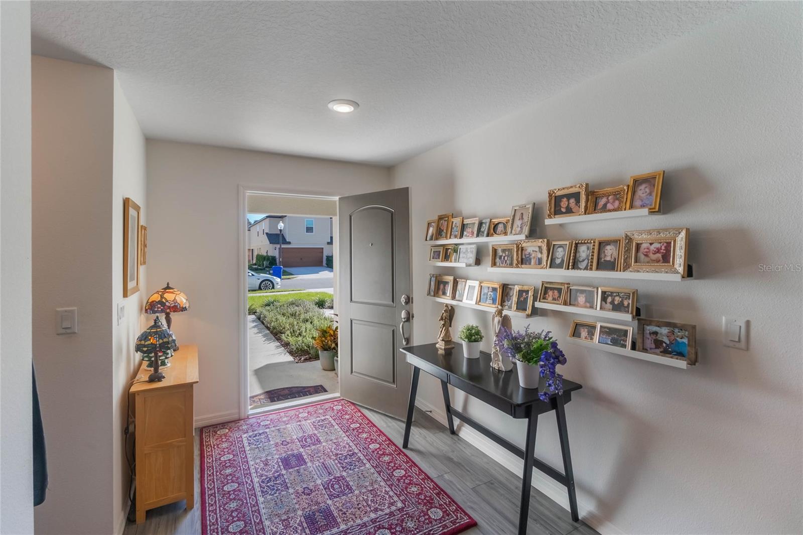 1592 WYNFORD CIR