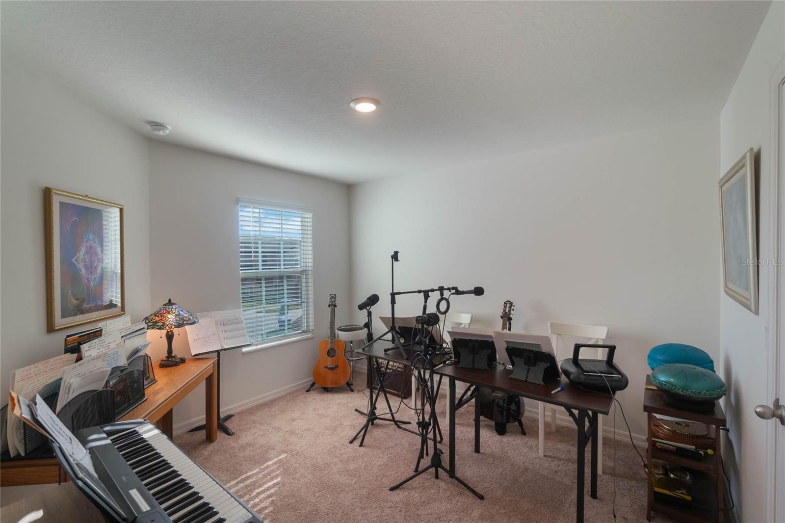 1592 WYNFORD CIR
