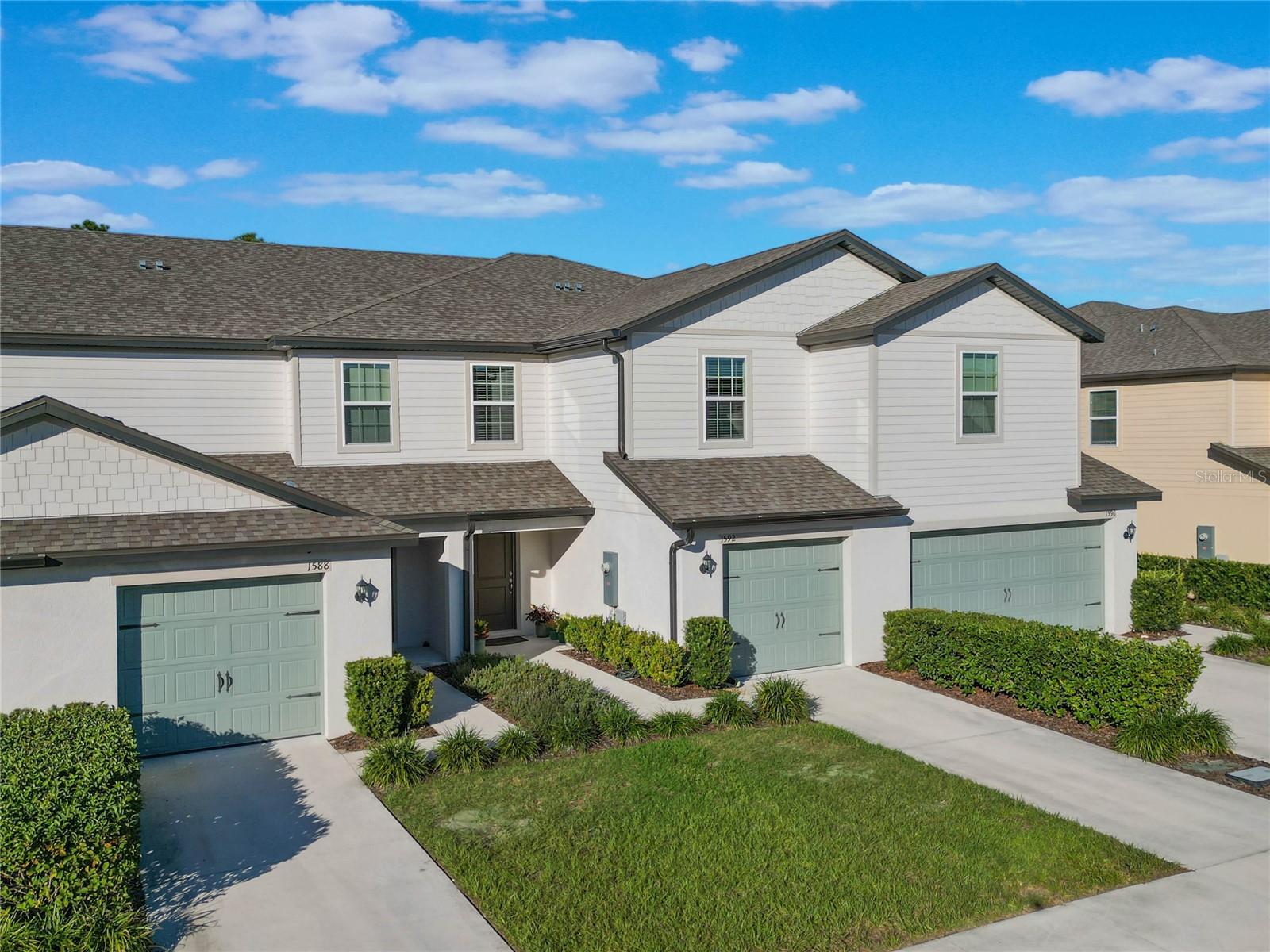 1592 WYNFORD CIR