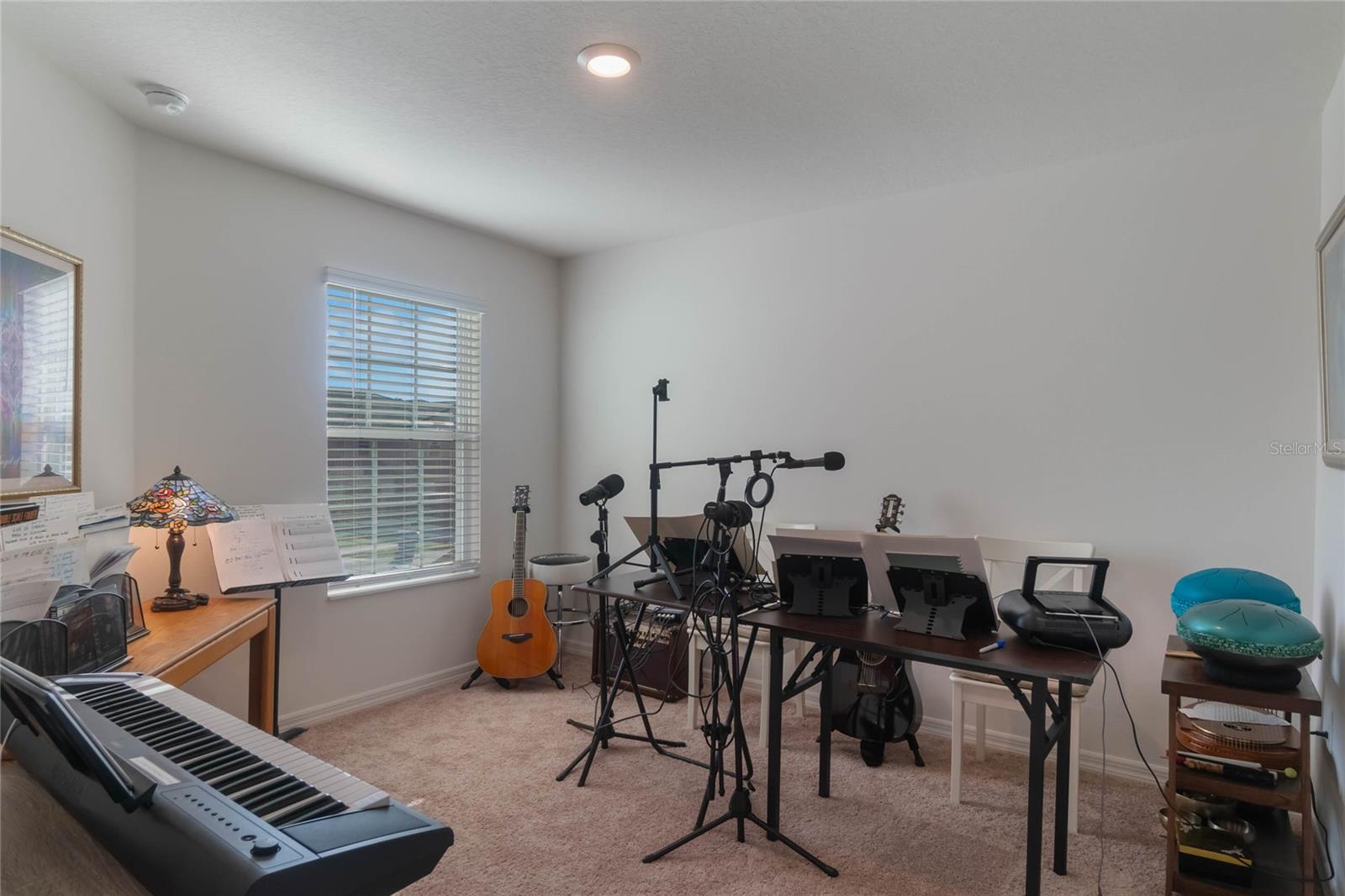 1592 WYNFORD CIR