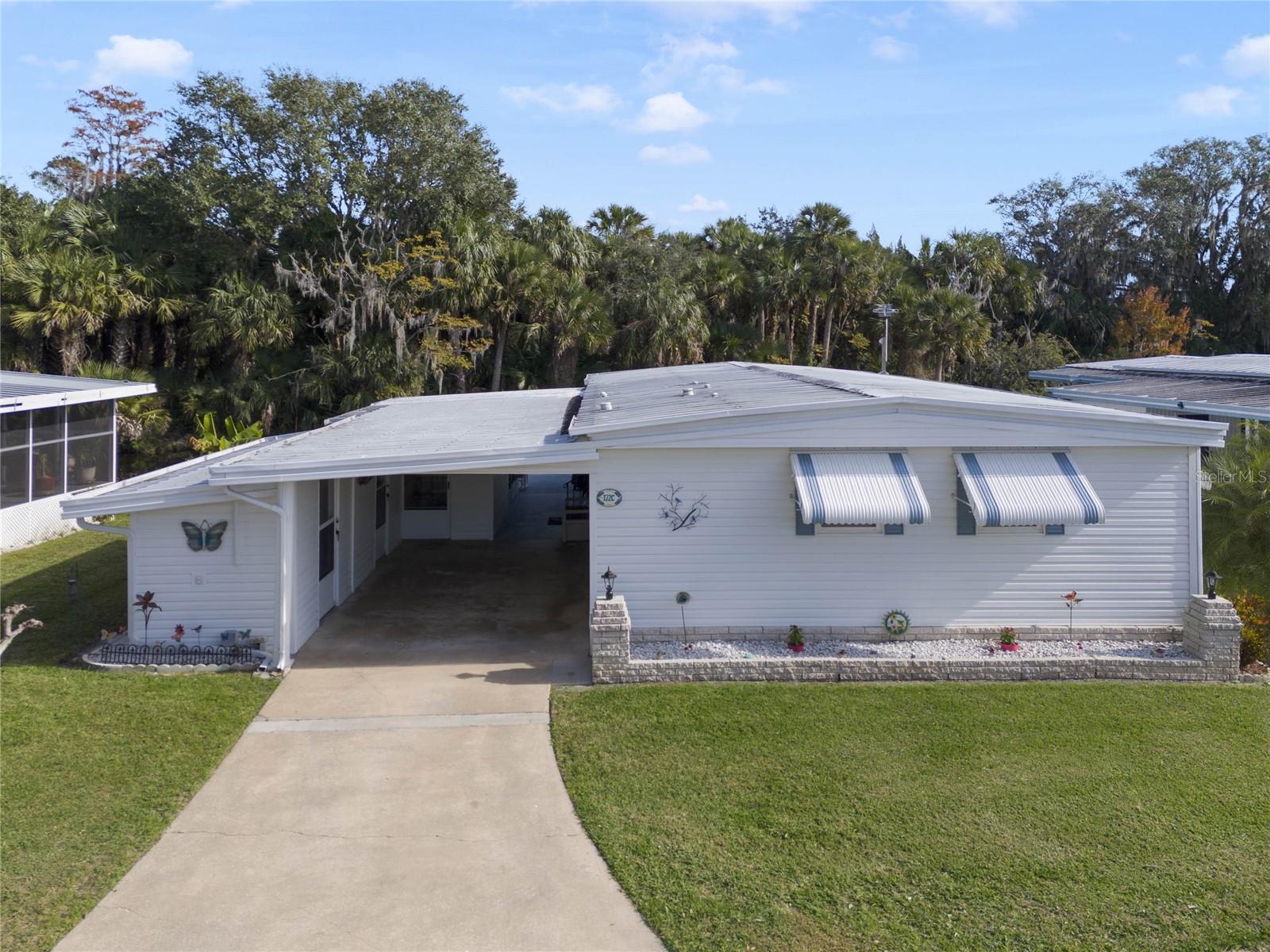 122C SHADOW WOODS LN S