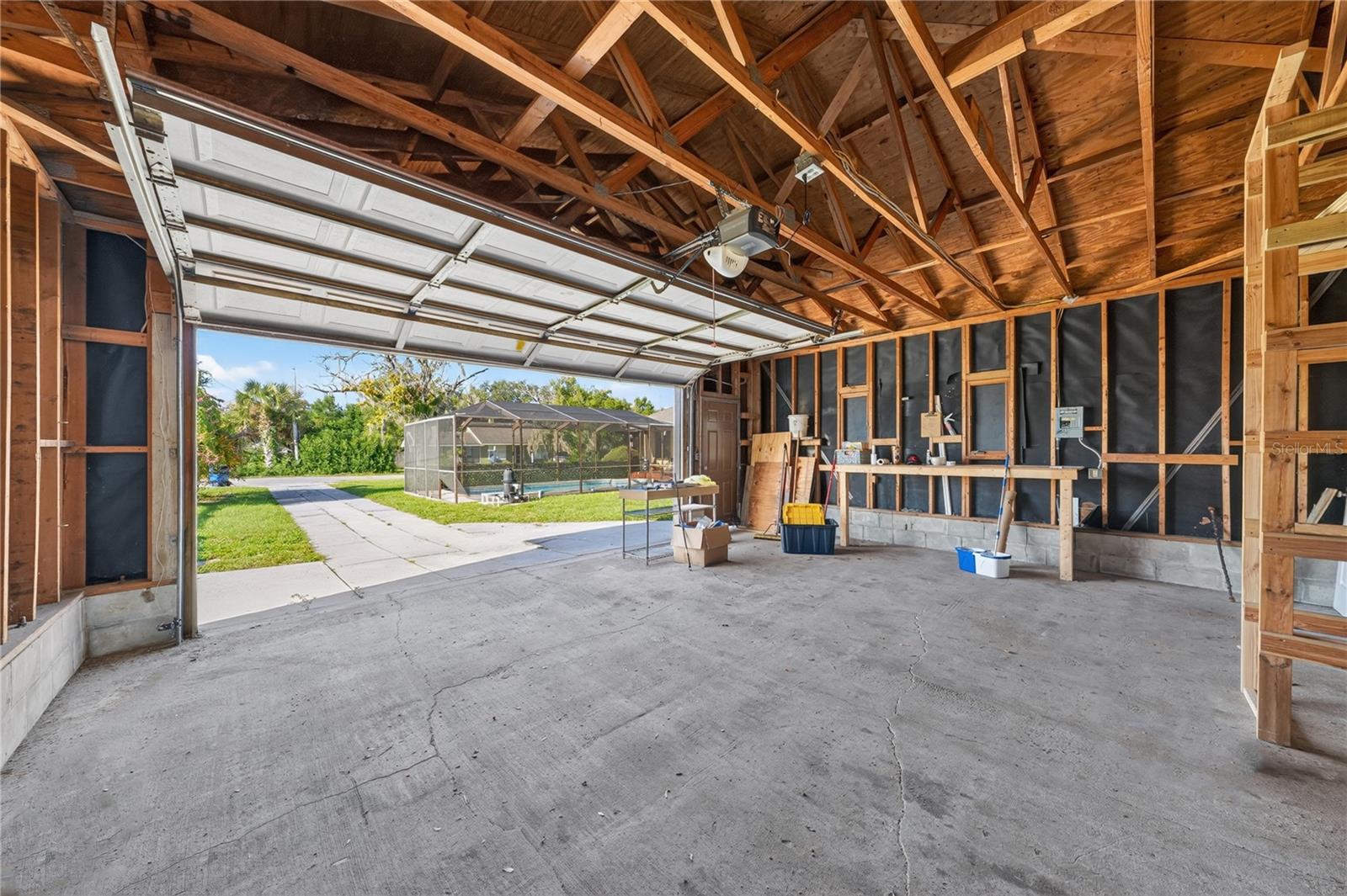 116 W ARBORVITAE LN