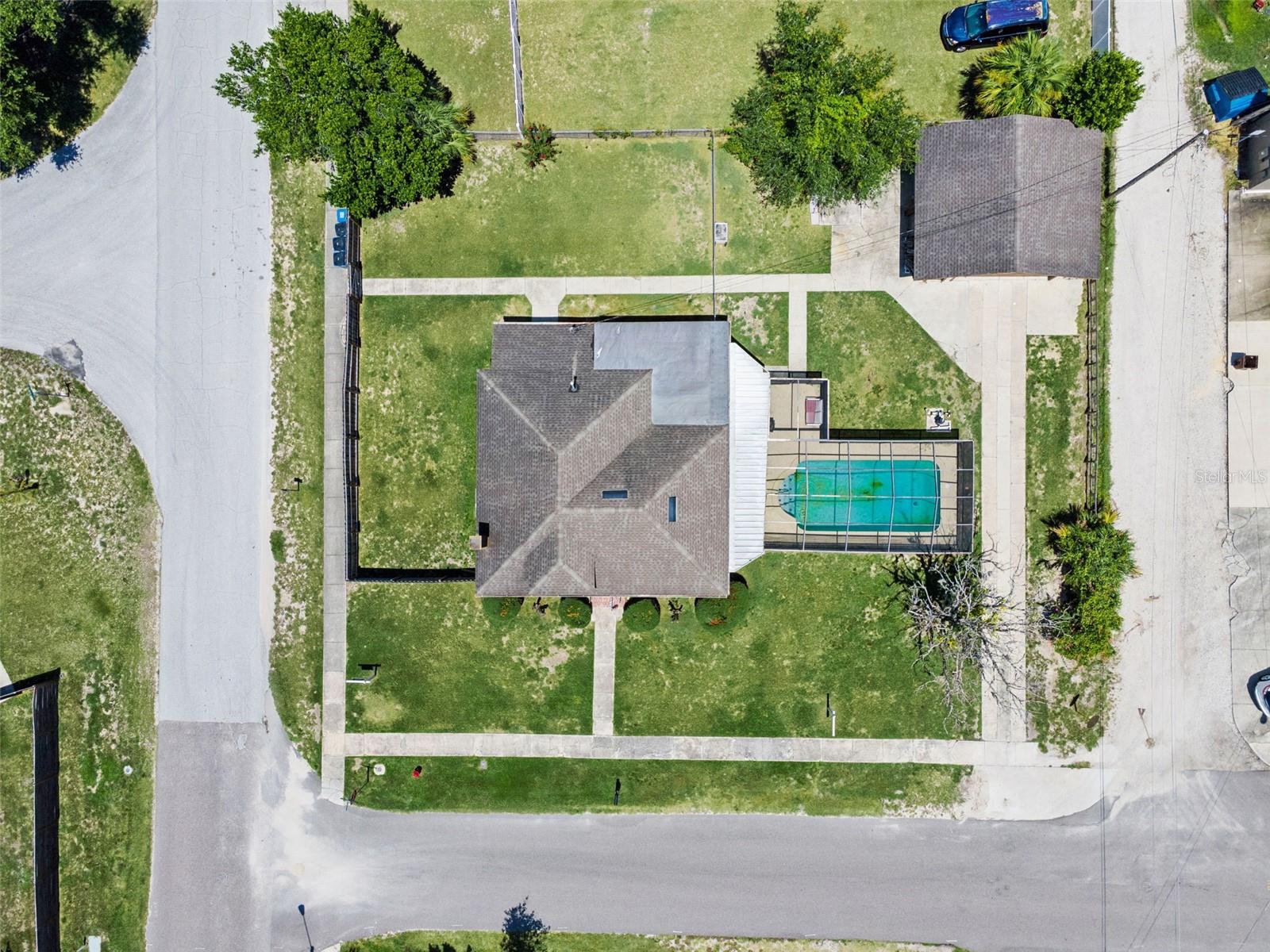 116 W ARBORVITAE LN