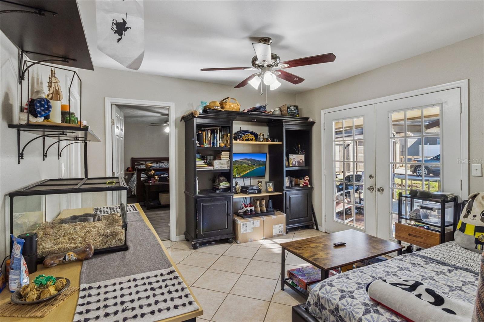 116 W ARBORVITAE LN