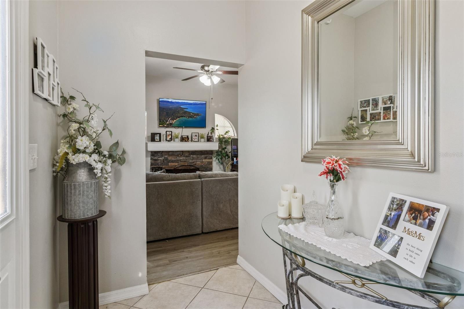 116 W ARBORVITAE LN