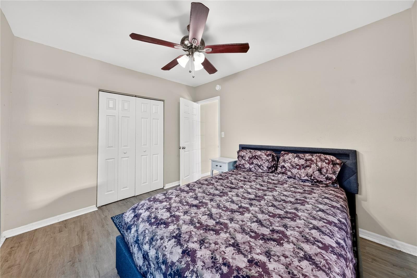 116 W ARBORVITAE LN