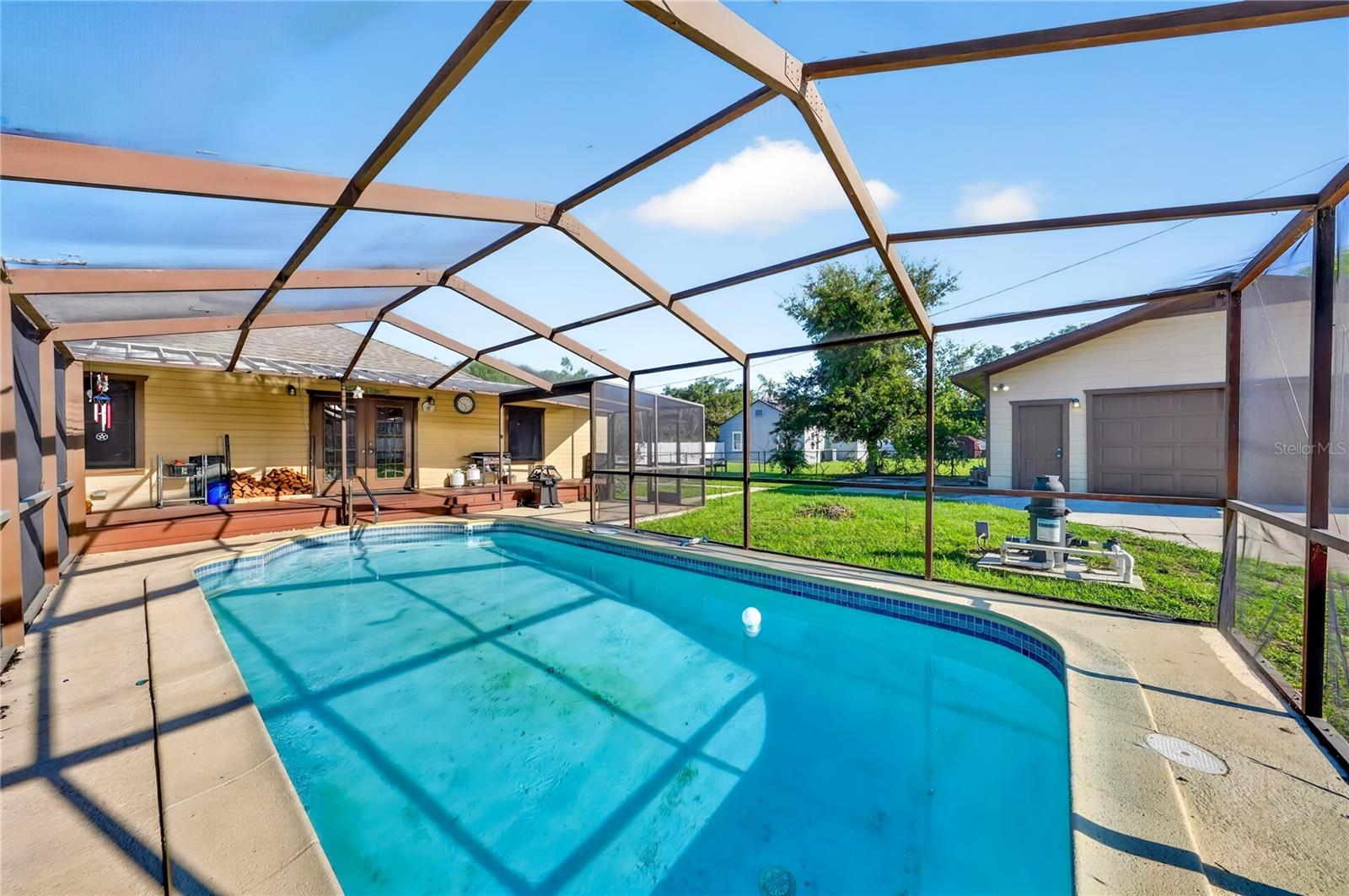 116 W ARBORVITAE LN