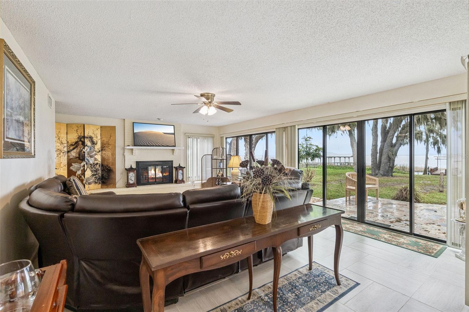 35312 W GRIFFIN DR