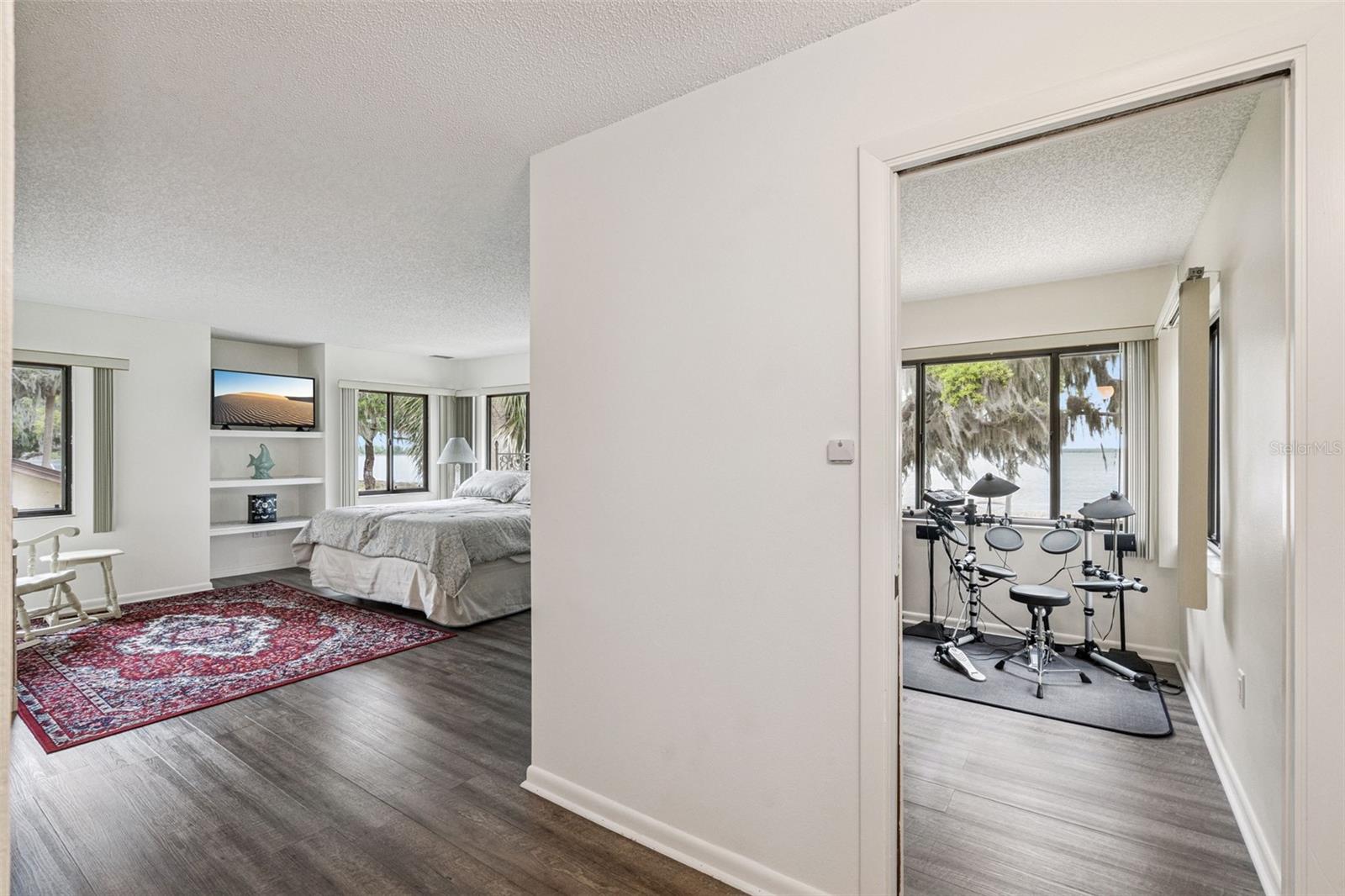 35312 W GRIFFIN DR