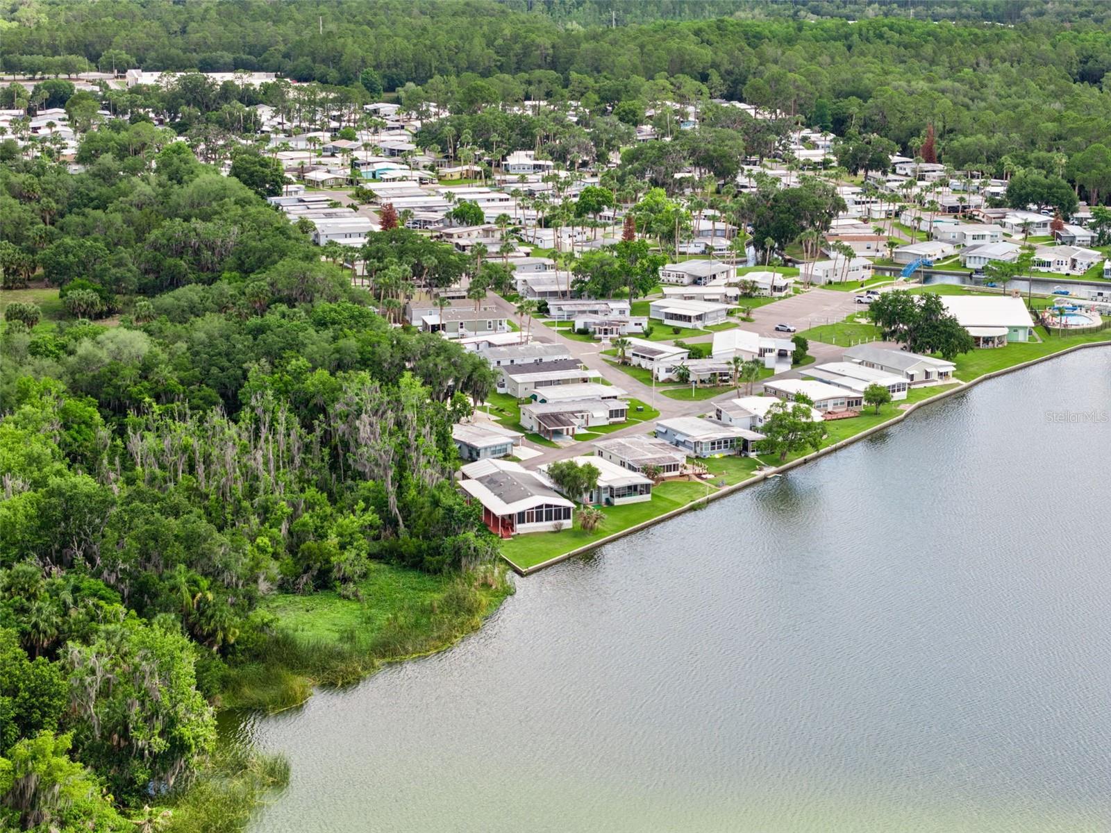 13 COCOS PLUMOSA DR #B