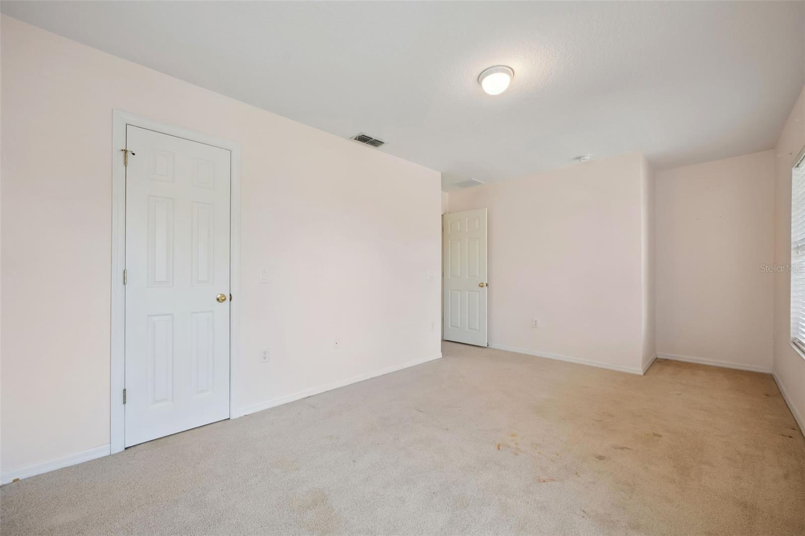 5056 GANDROSS LN