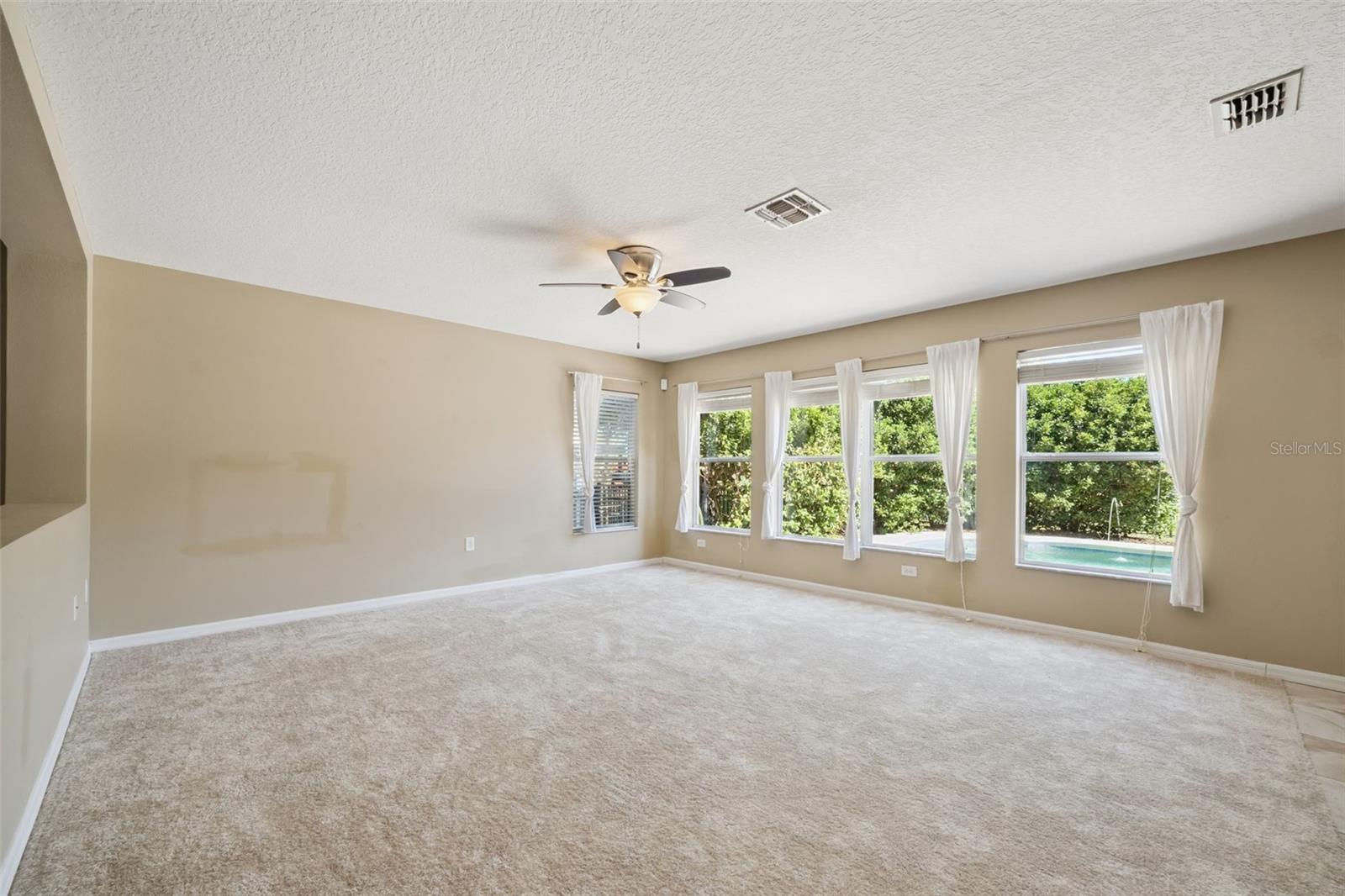 5056 GANDROSS LN
