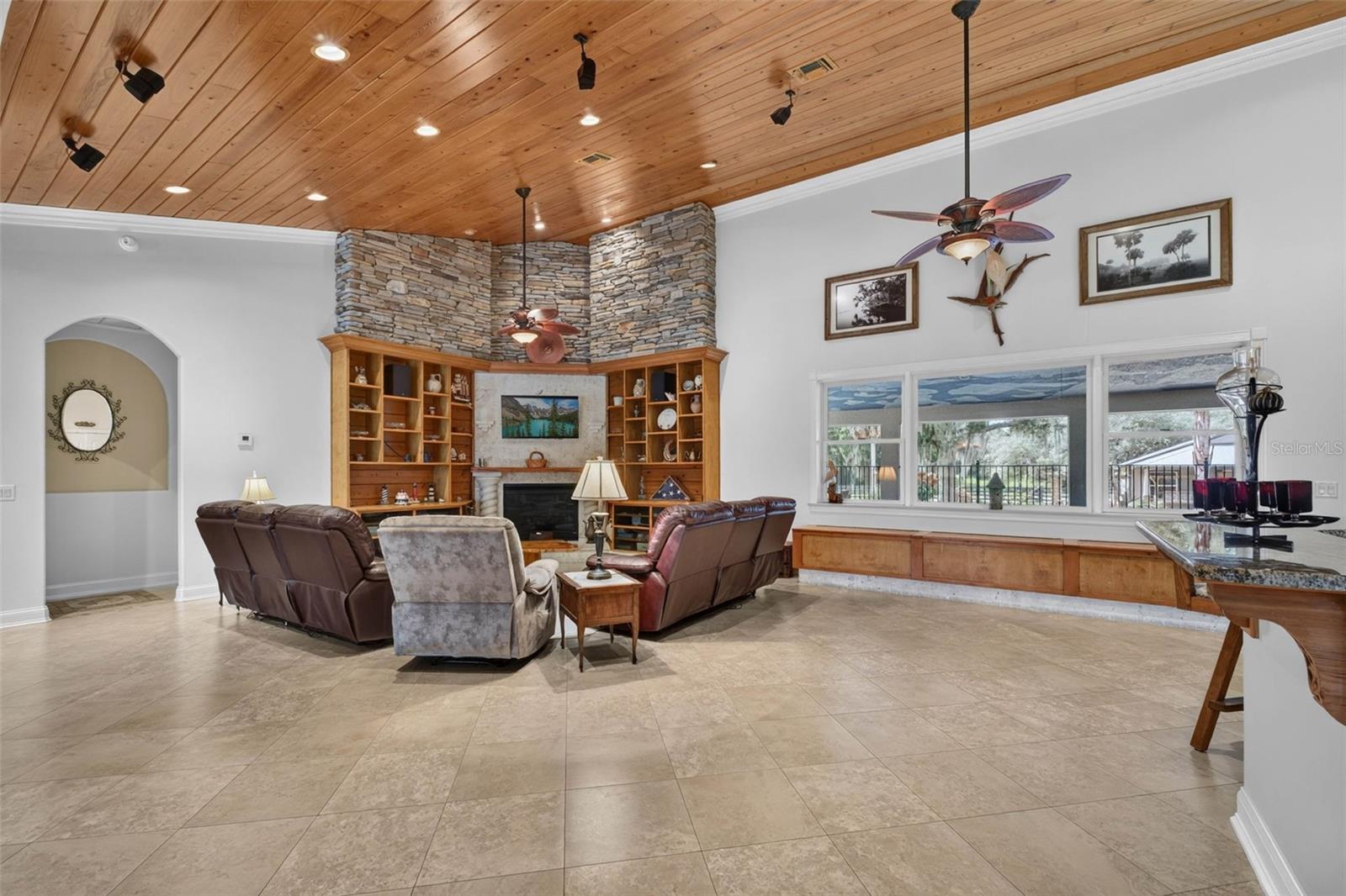 13342 W LAKE YALE RD