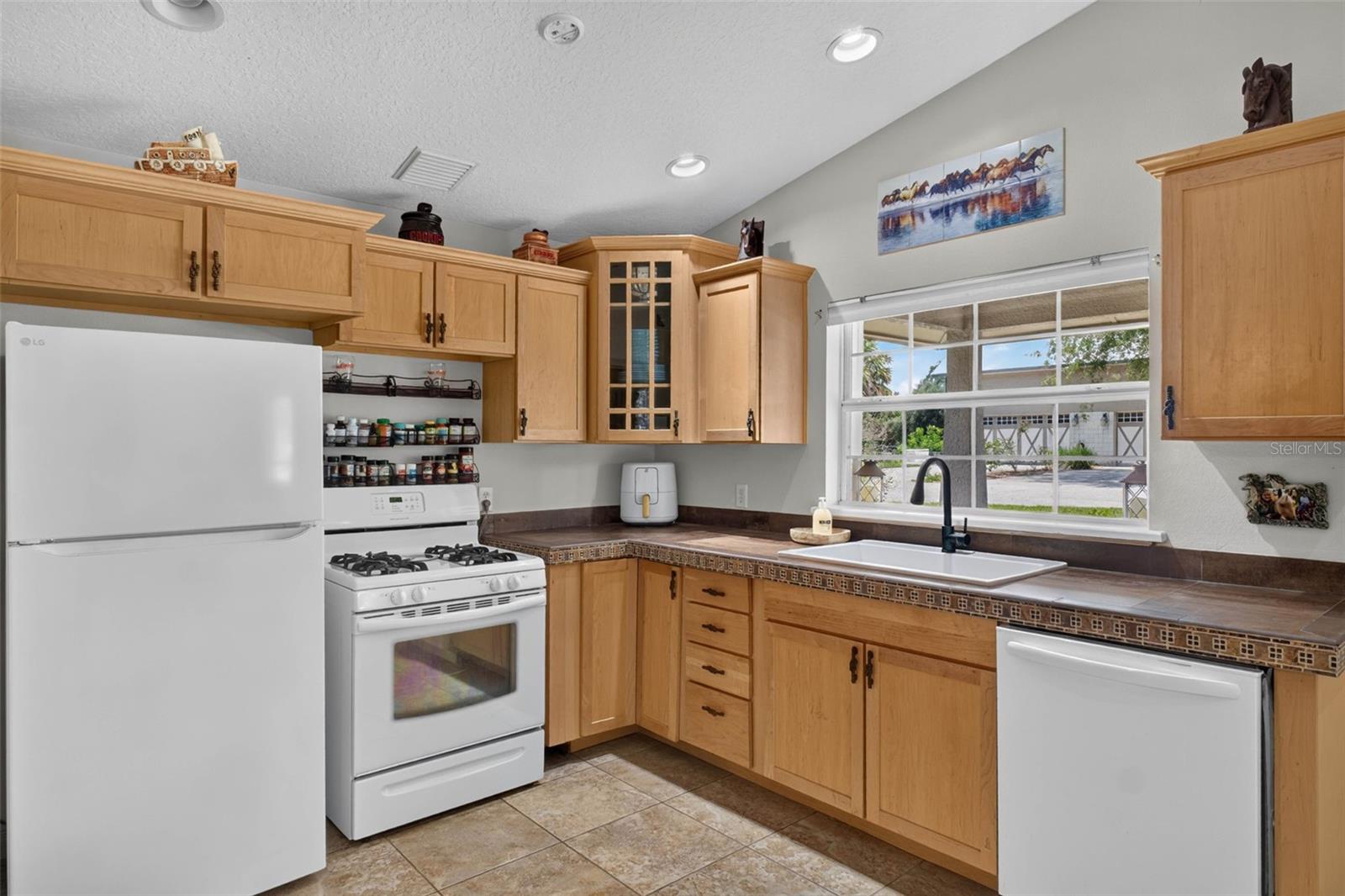 13342 W LAKE YALE RD