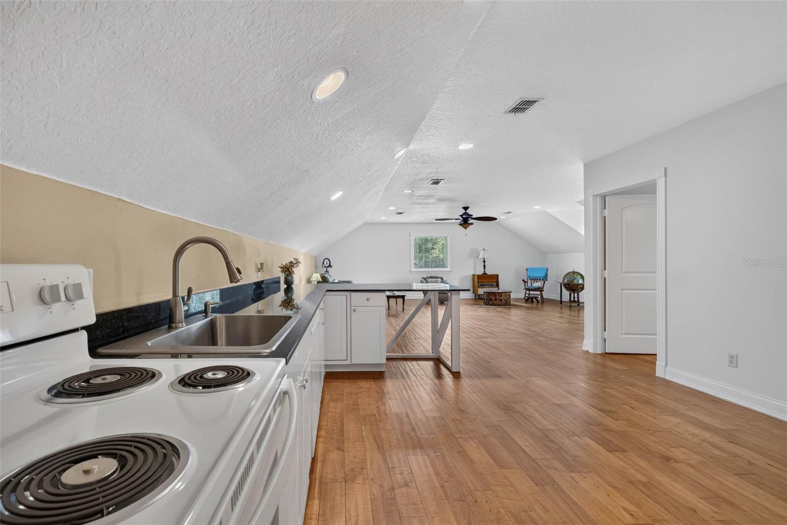 13342 W LAKE YALE RD