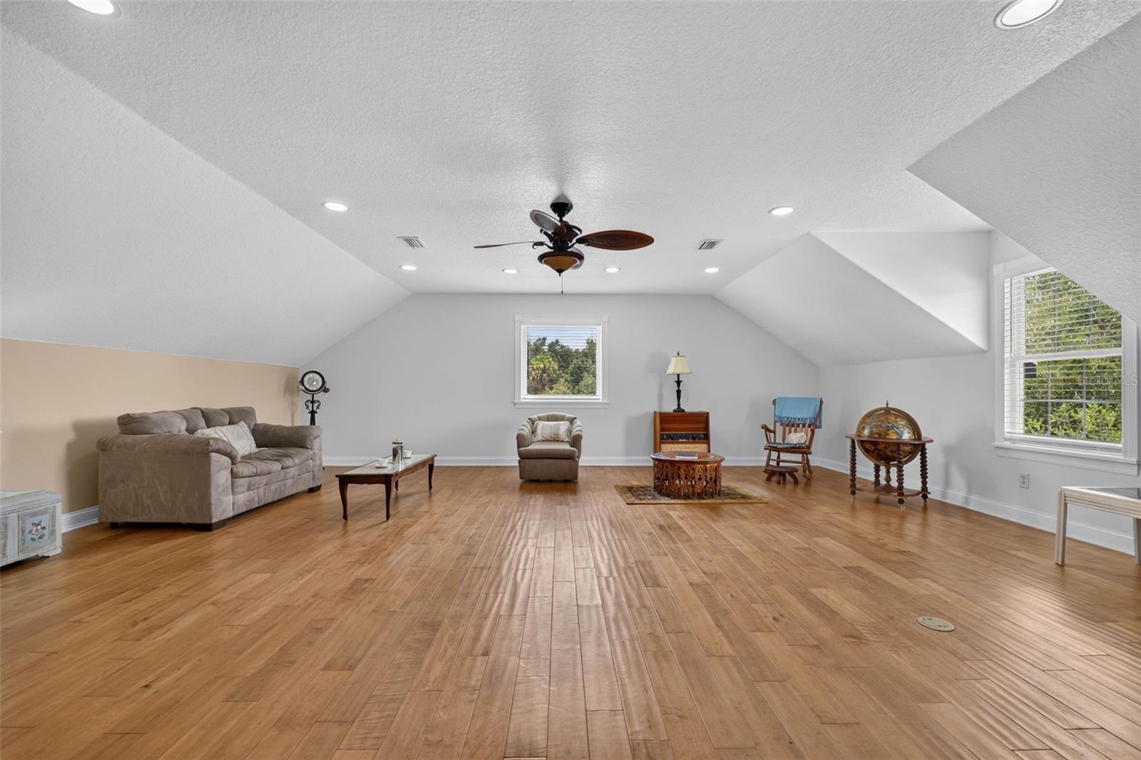 13342 W LAKE YALE RD